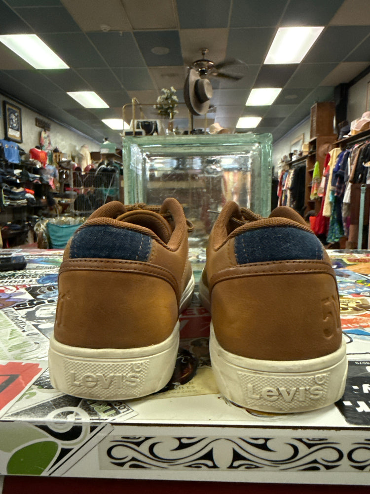 LEVIS VEGAN LEATHER SNEAKER