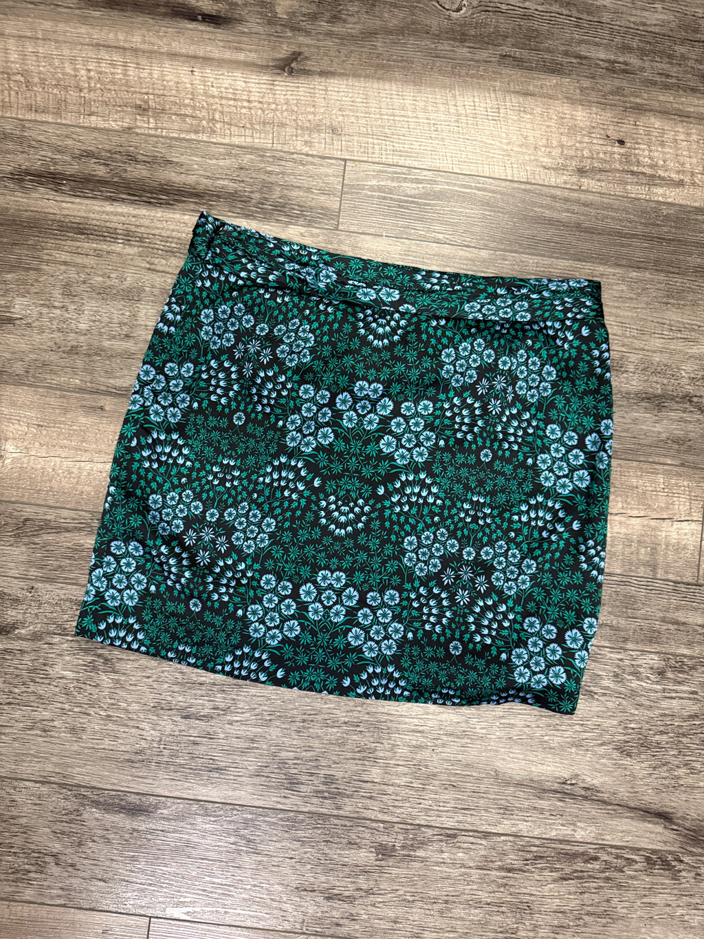 BANANA REPUBLIC TULIP SKIRT (org$79)