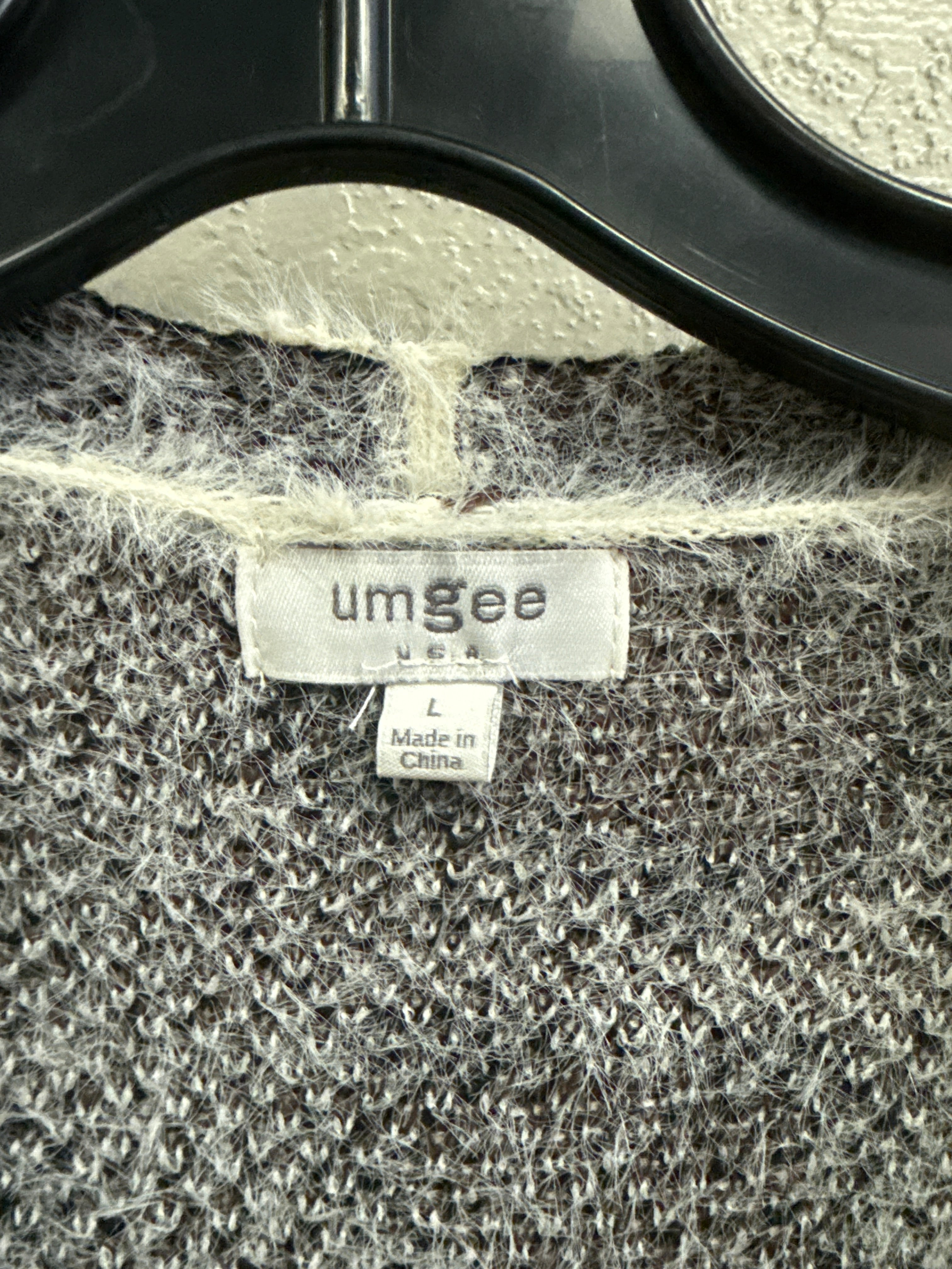 UMGEE ANIMAL PRINT FUZZY CARDI