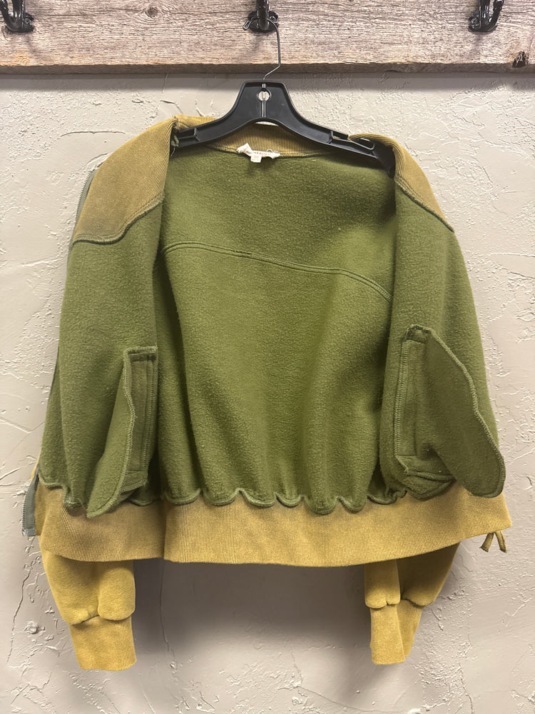 LISTICLE BOMBER JACKET