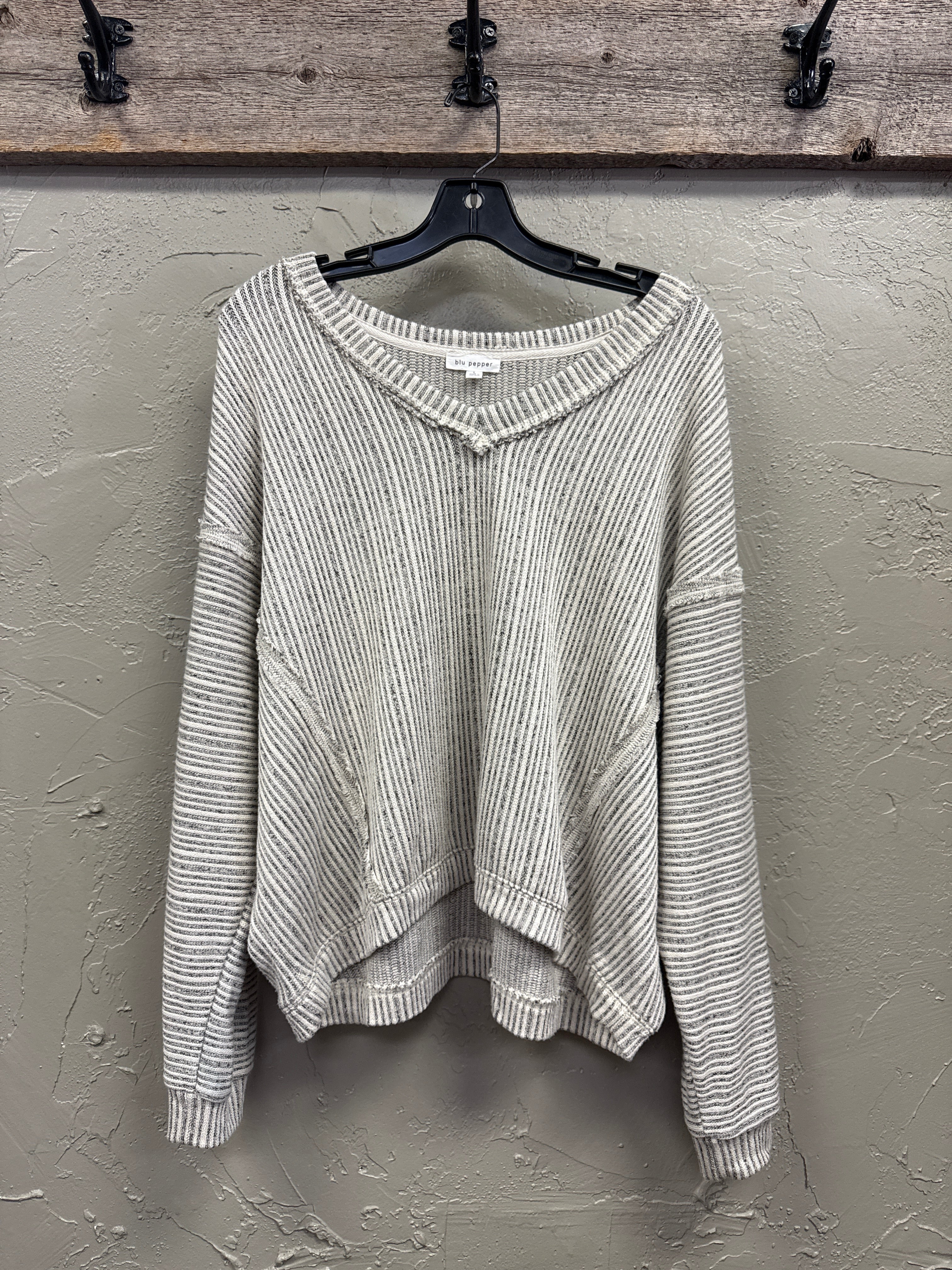 BLU PEPPER DROP SHOULDER V-NECK