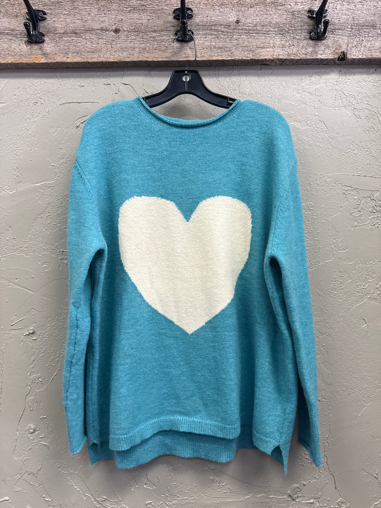 EASEL HEART FRONT SWEATER