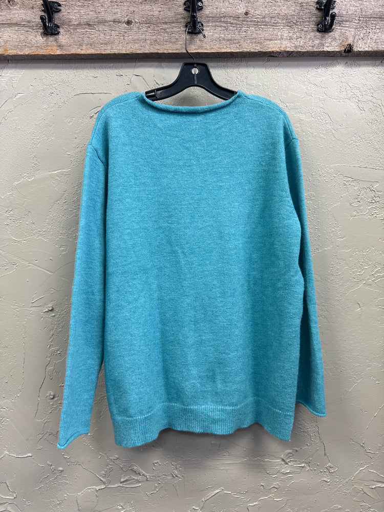 EASEL HEART FRONT SWEATER