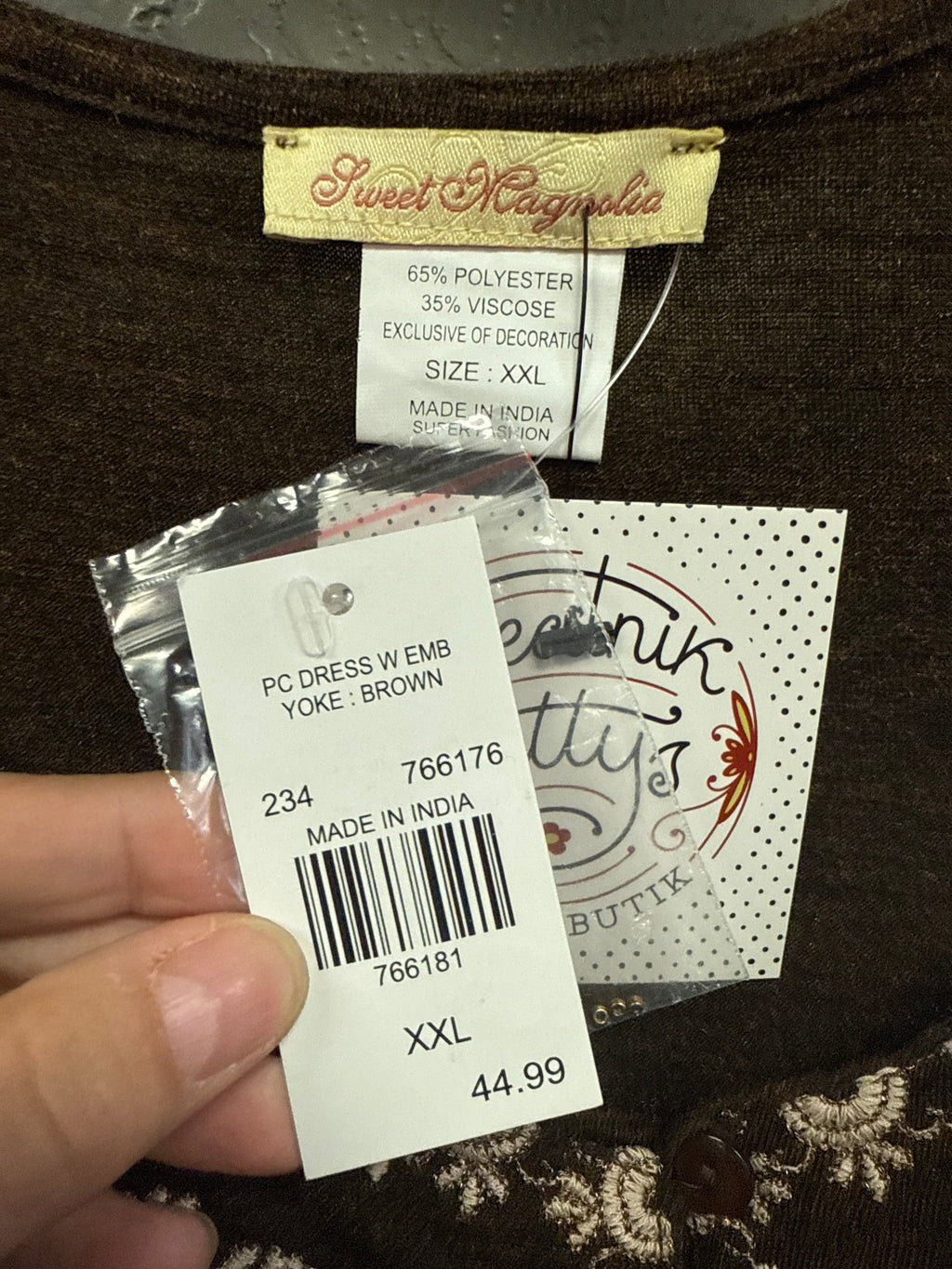 NWT SWEET MAGNOLIA EMBROIDERED YOKE DRESS