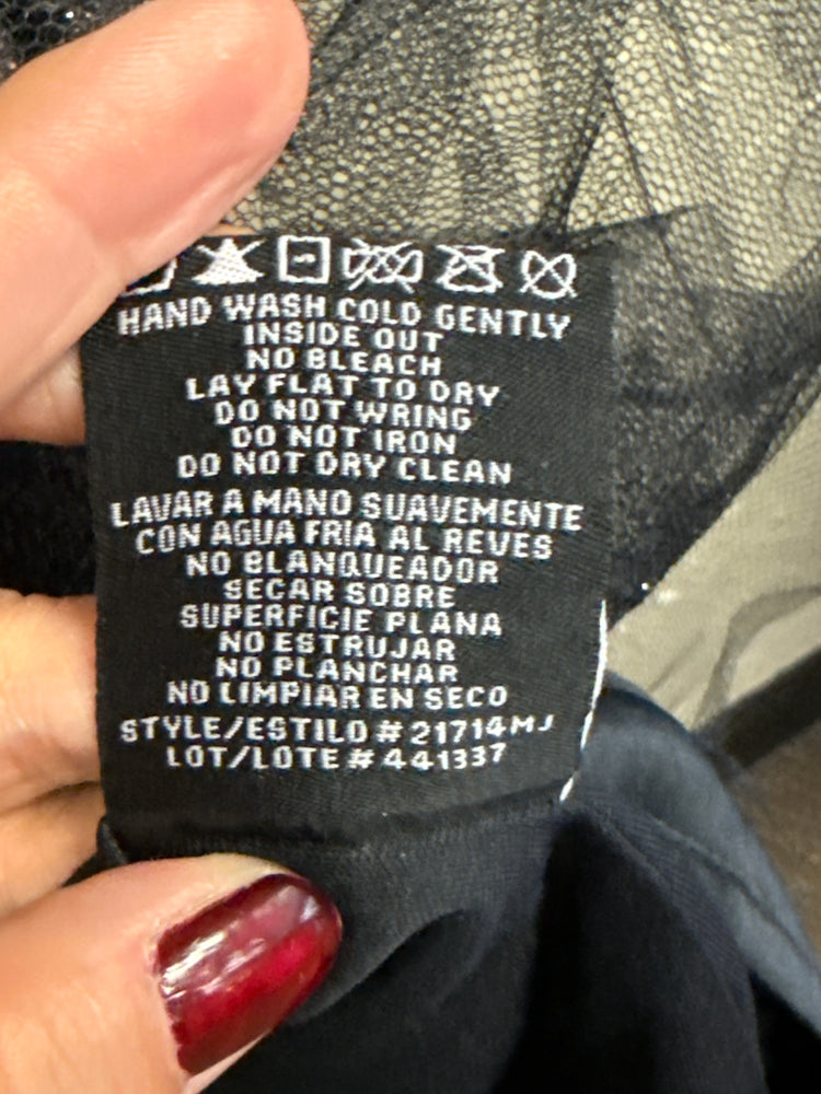 NWOT R&M LACE HALTER DRESS (org$129)