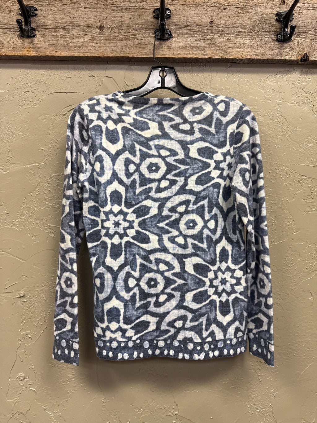 LEO & UGO CREW NECK SWEATER (org$225)