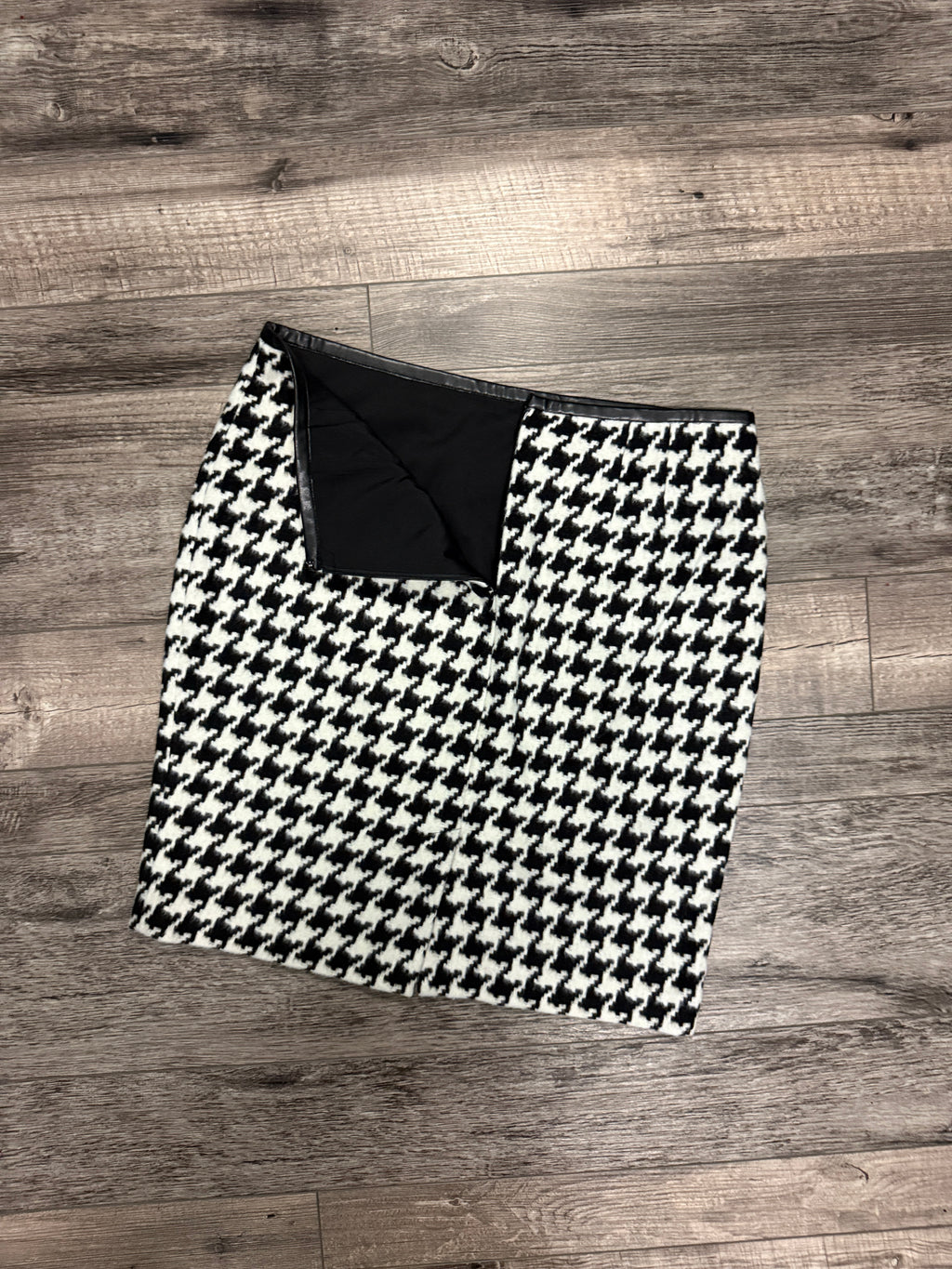 Talbots Houndstooth Pencil Skirt (org$139)