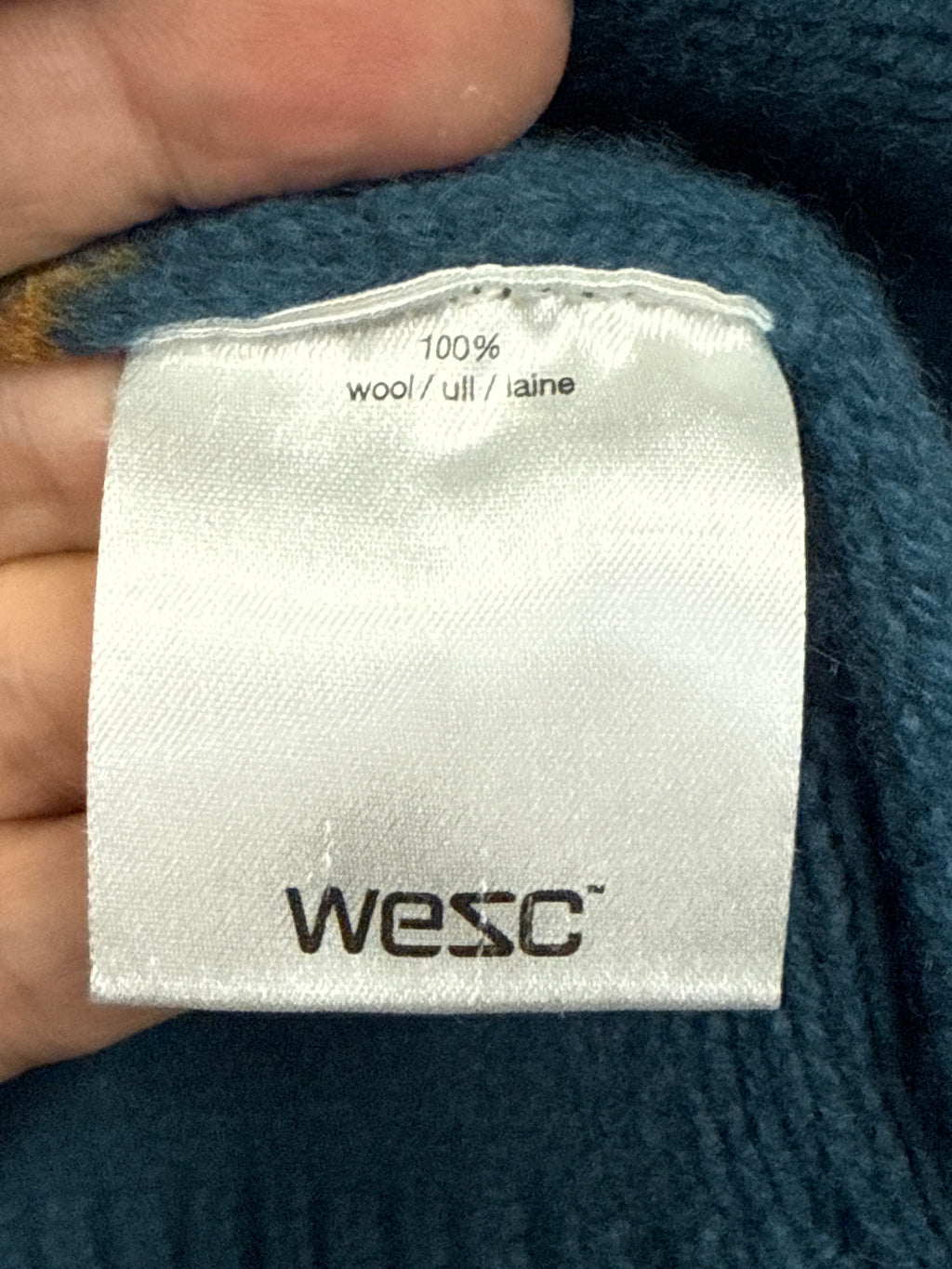 NWT WESC SWEATER (org$98)