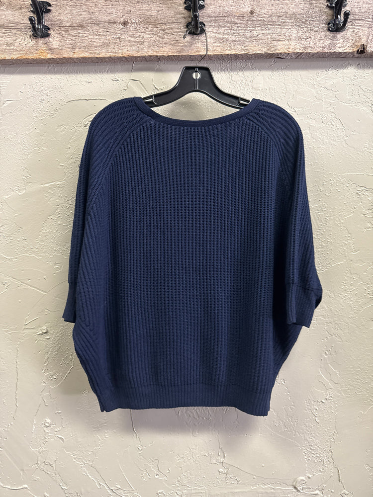 CHICOS DOLMAN SLEEVE SWEATER