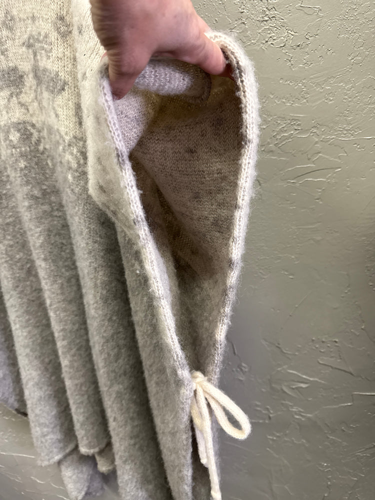 VTG HILDA WOOL PONCHO