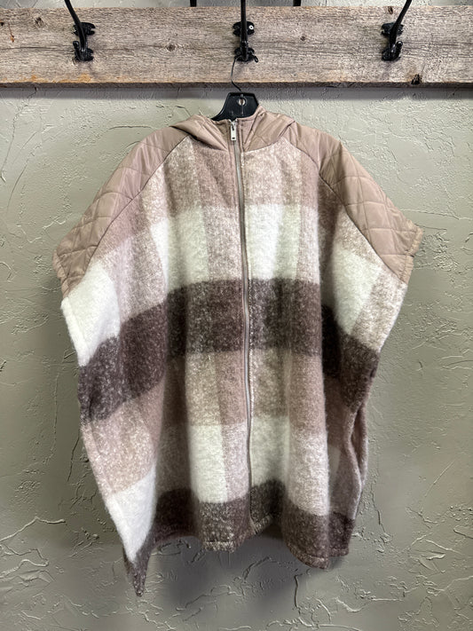 HOODED PONCHO