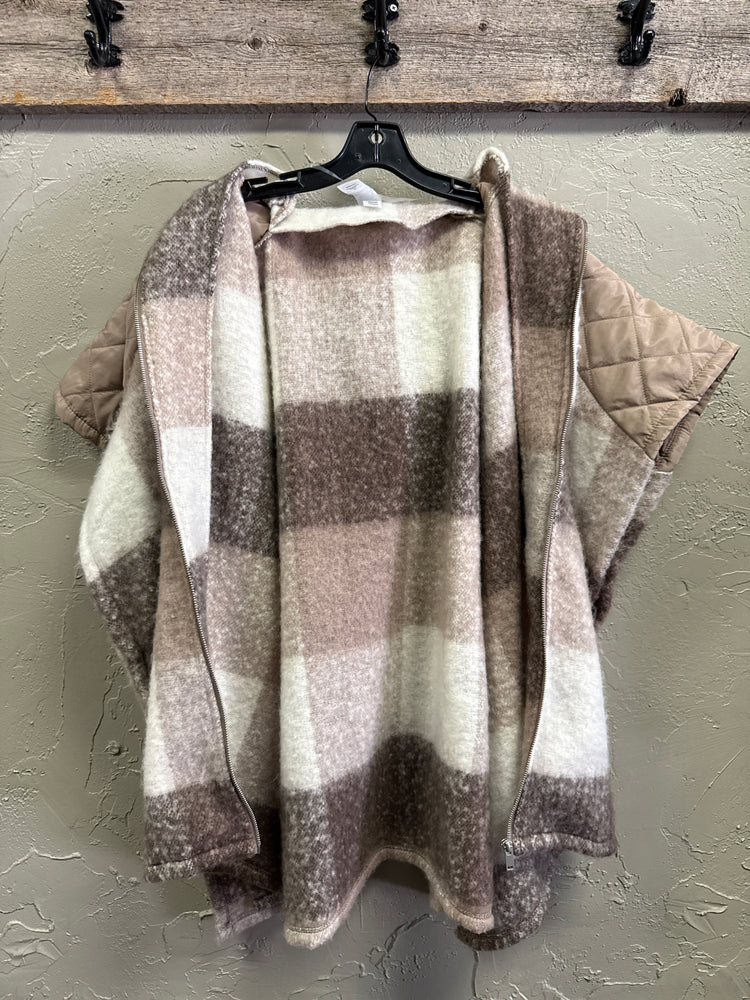 HOODED PONCHO