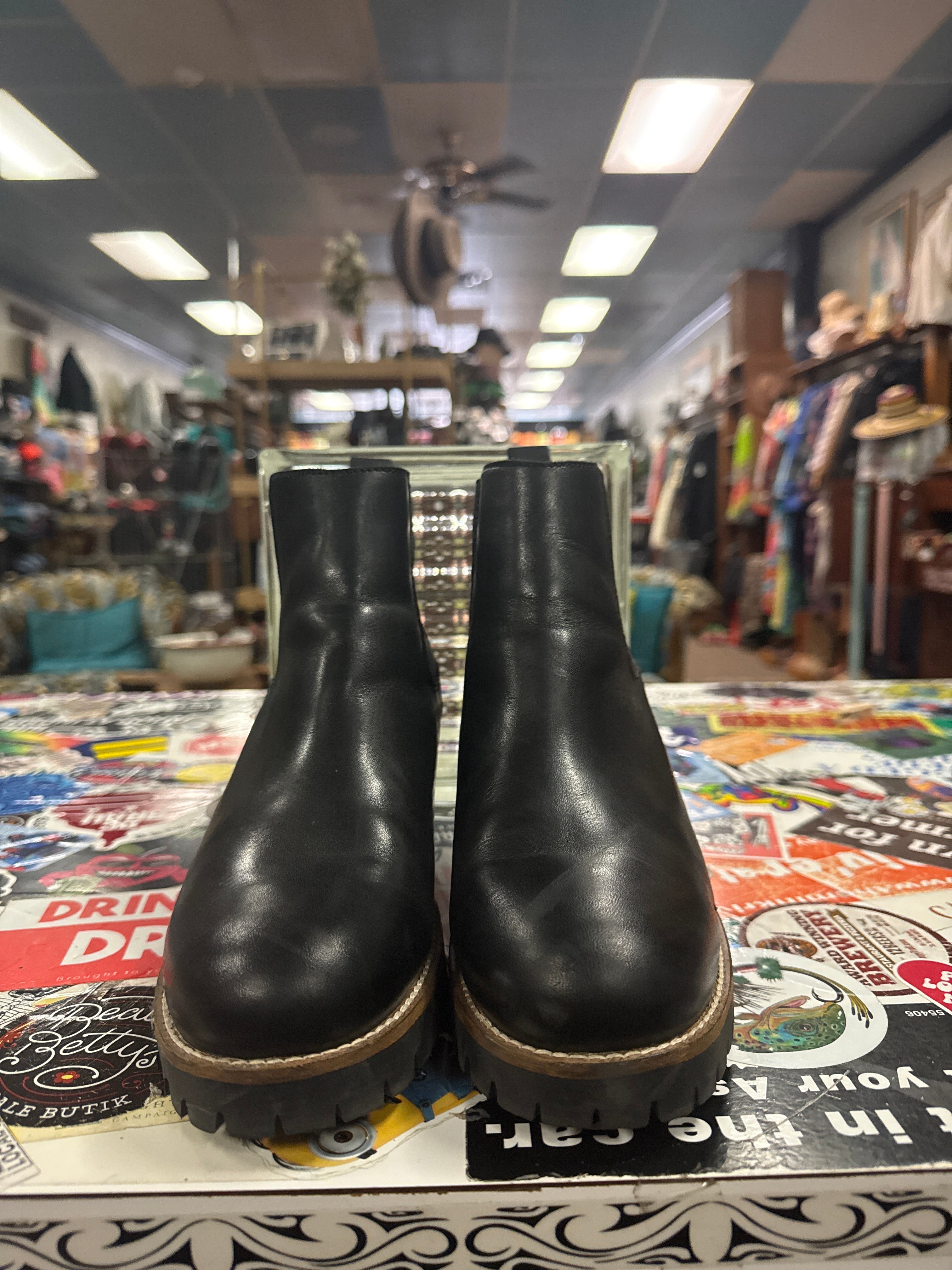 ANDRE ASSOUS WEDGE BOOT (org$189)