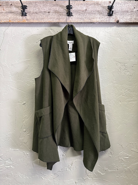 LE MODA FLEECE VEST