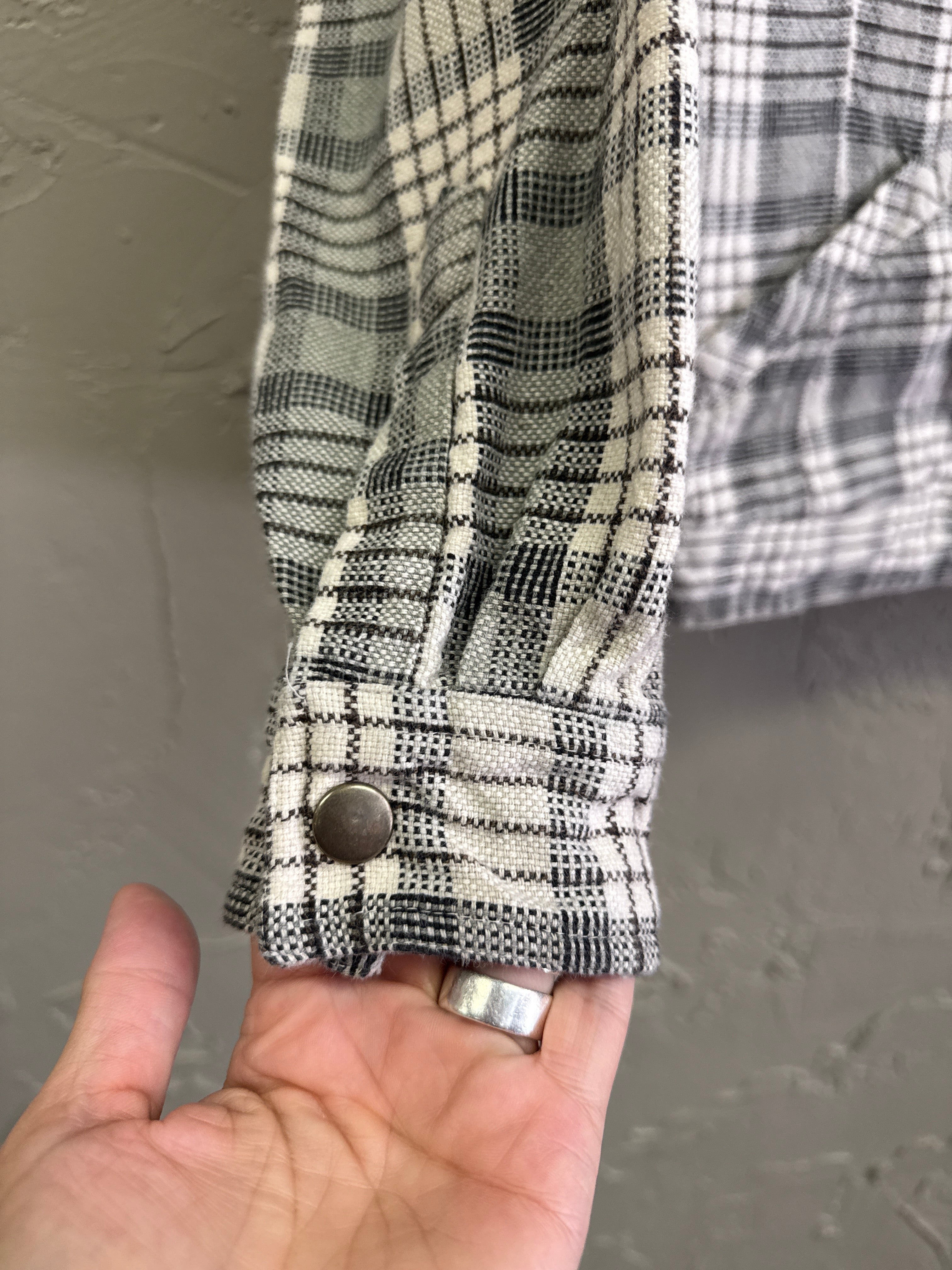 ANGELIQUE PLAID SHACKET