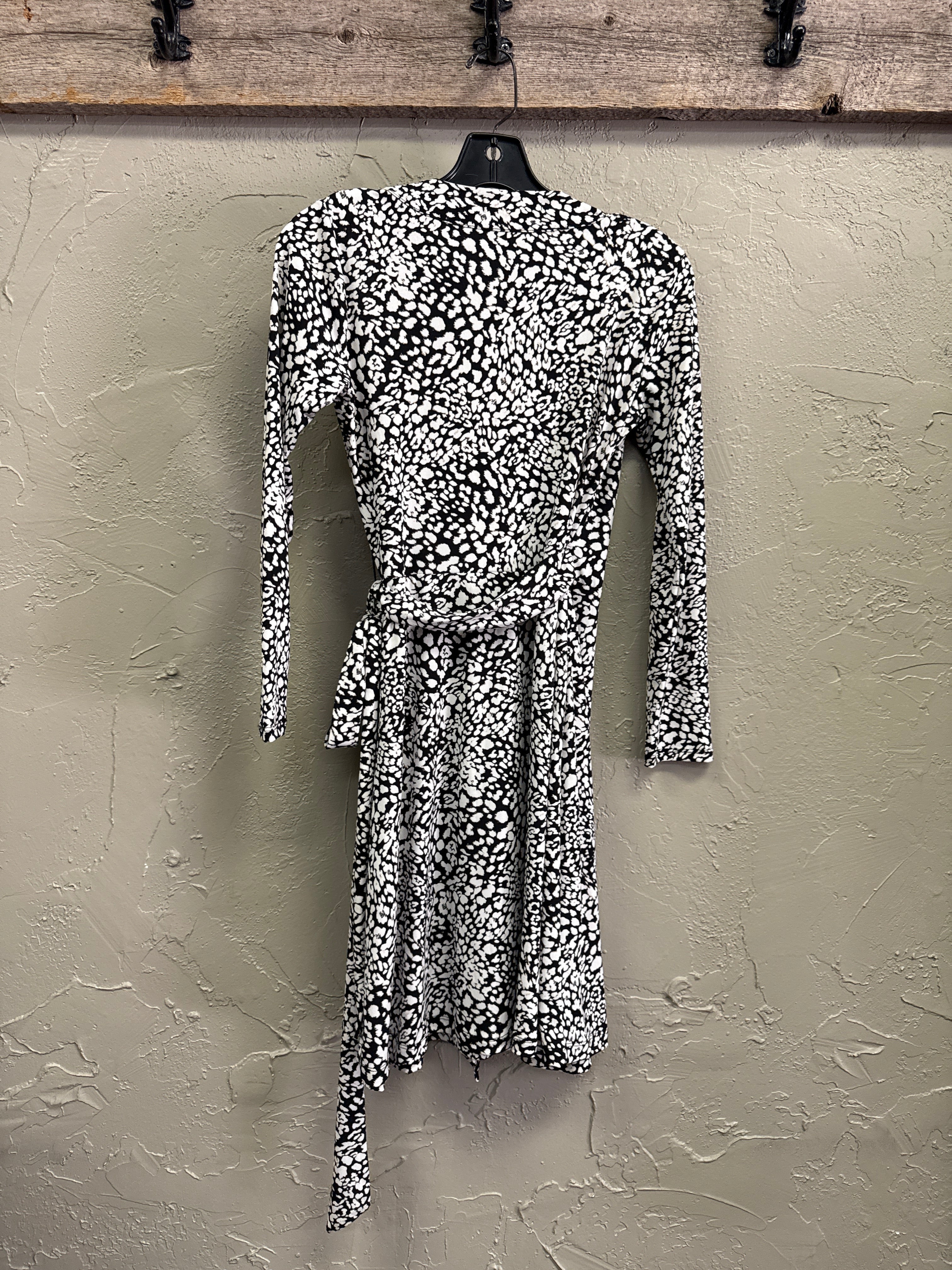 BANANA REPUBLIC PRINT WRAP DRESS (org$99)