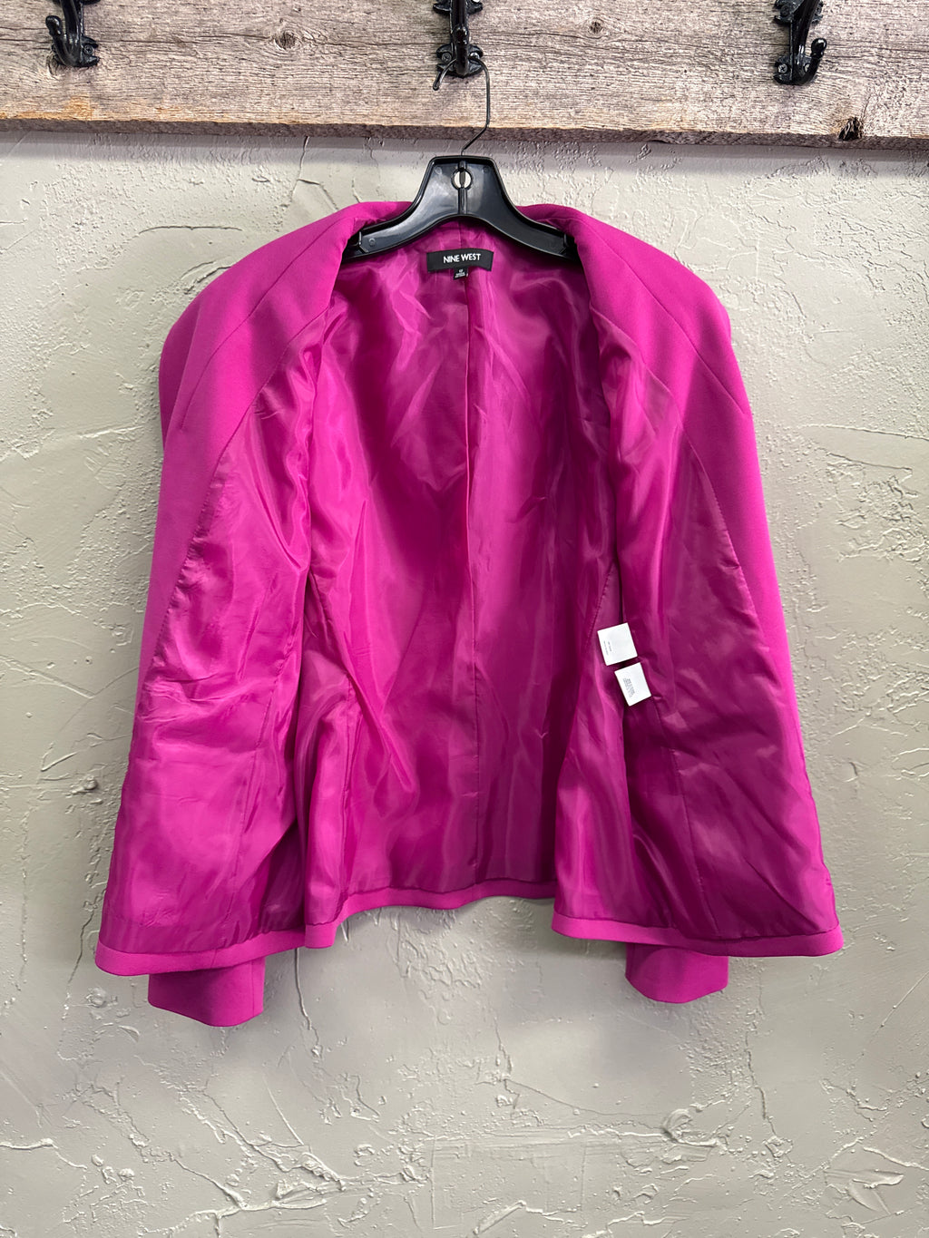 NINE WEST FUSCHIA BLAZER