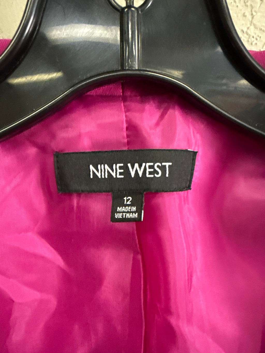 NINE WEST FUSCHIA BLAZER