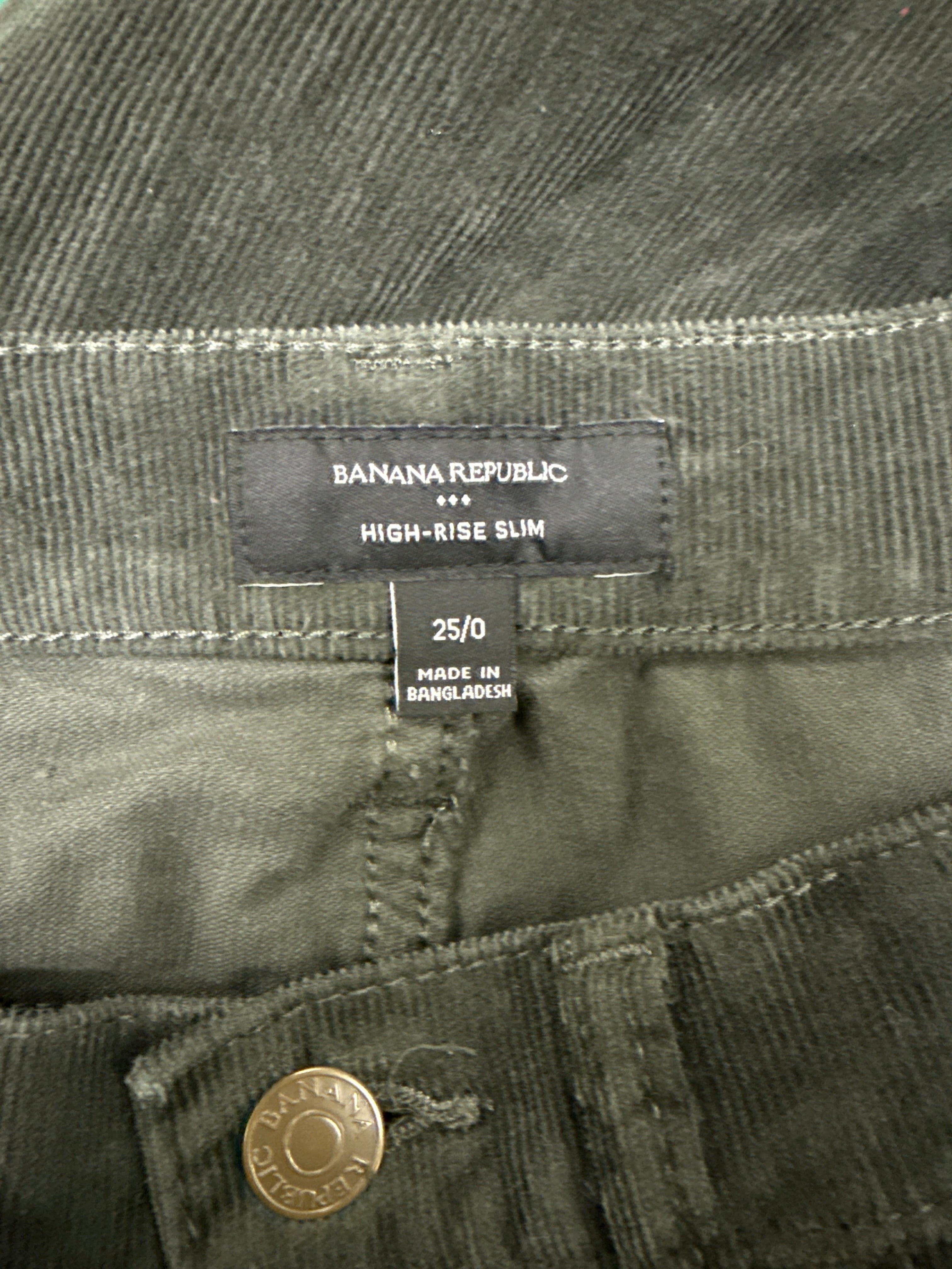 BANANA REPUBLIC SLIM CORDS