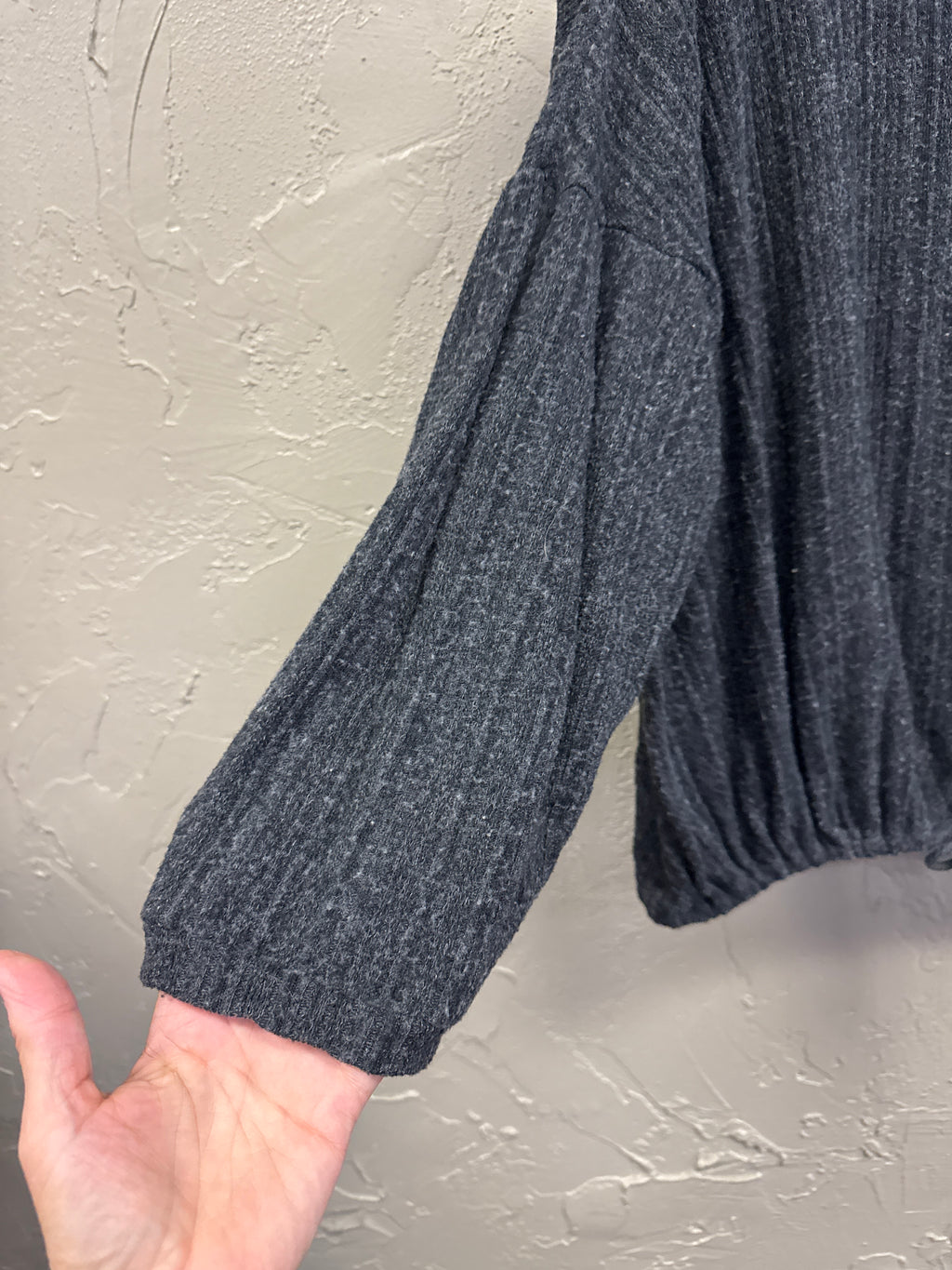 ANTHROPOLOGIE FUZZY PULLOVER