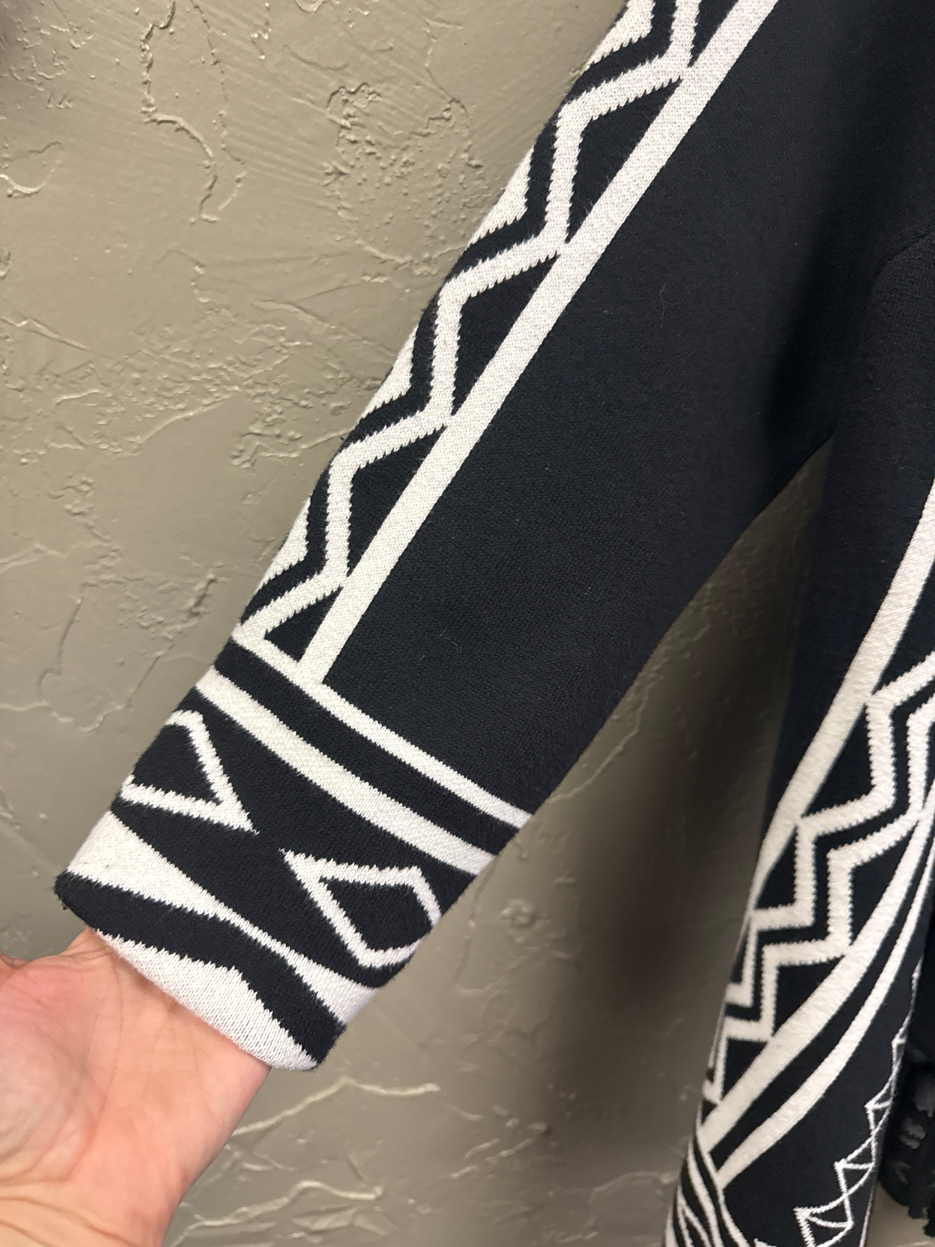 NWT CHICOS CARDIGAN (org$169)