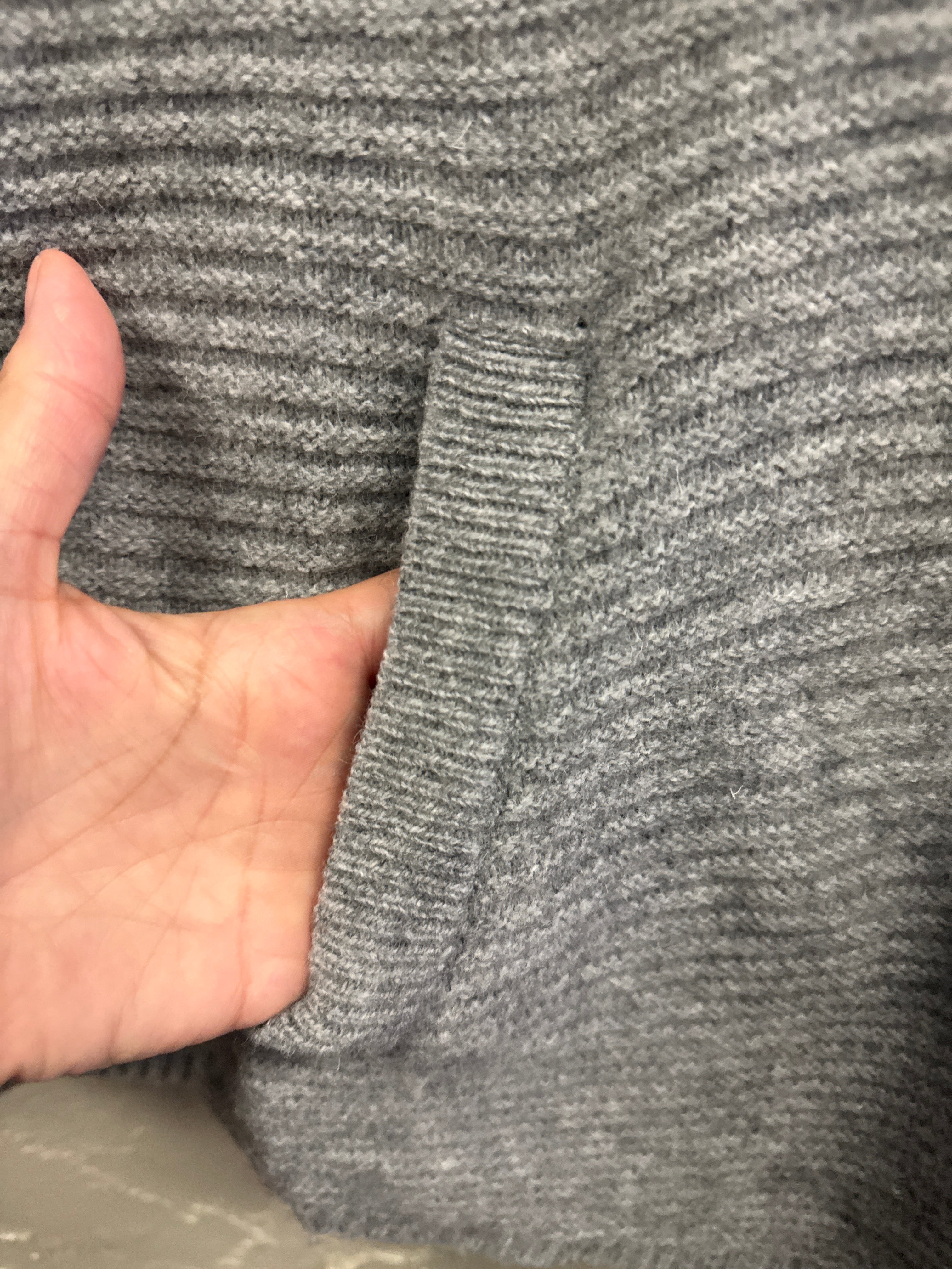 MAX STUDIO HOODED WOOL SWEATER