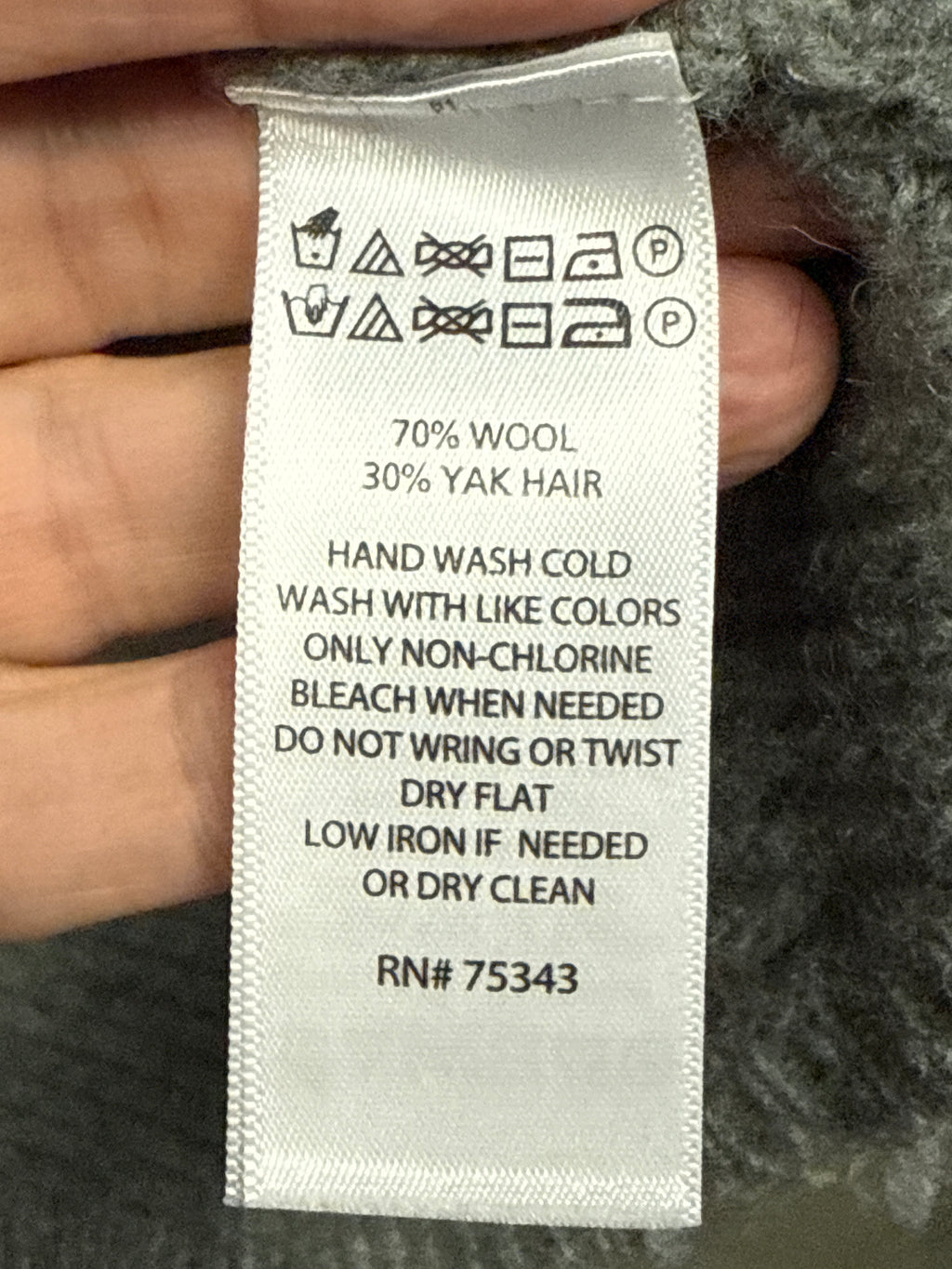 MAX STUDIO HOODED WOOL SWEATER