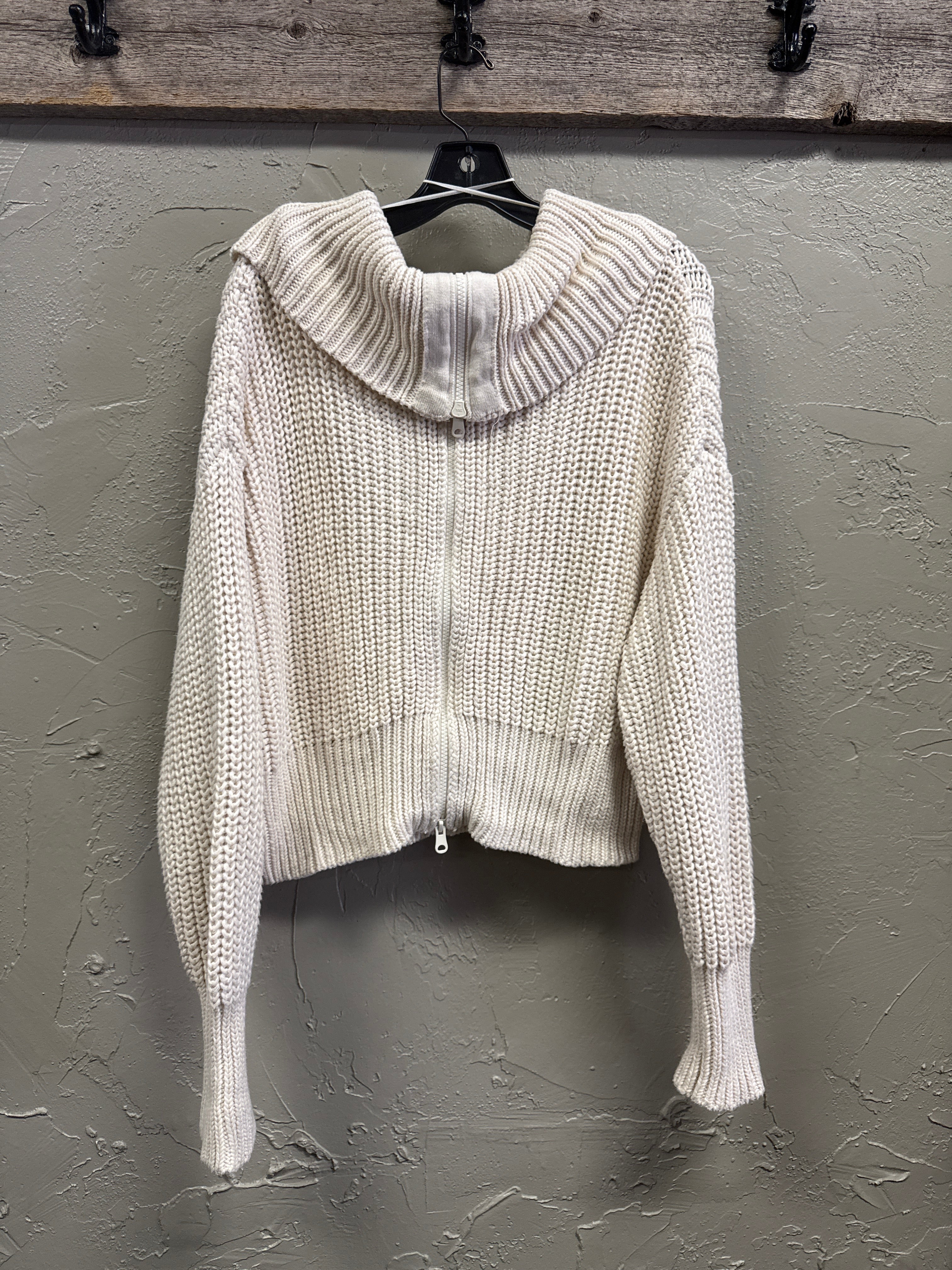 AERIE FULL ZIP CROP SWEATER