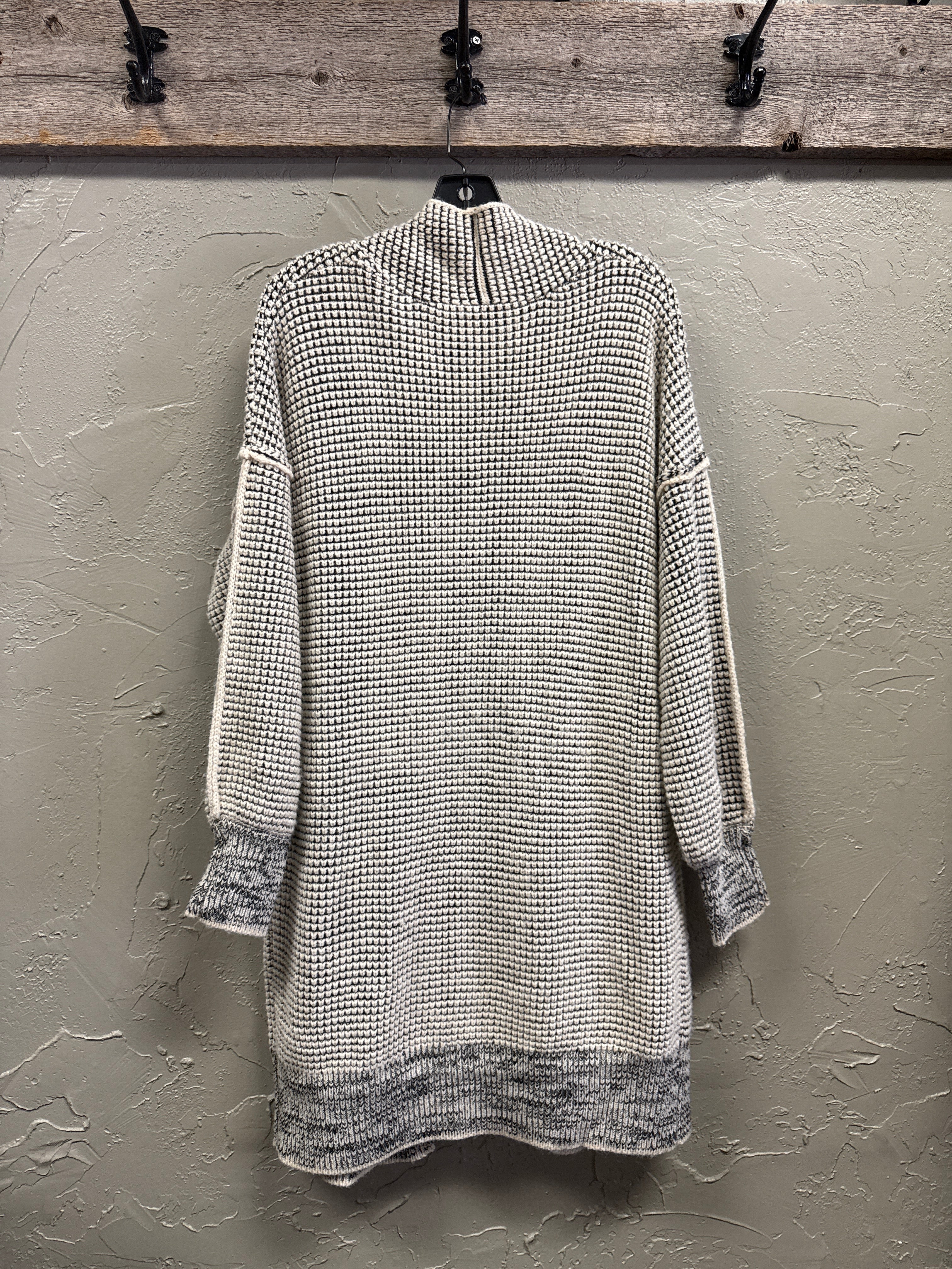 OPEN CARDIGAN SWEATER
