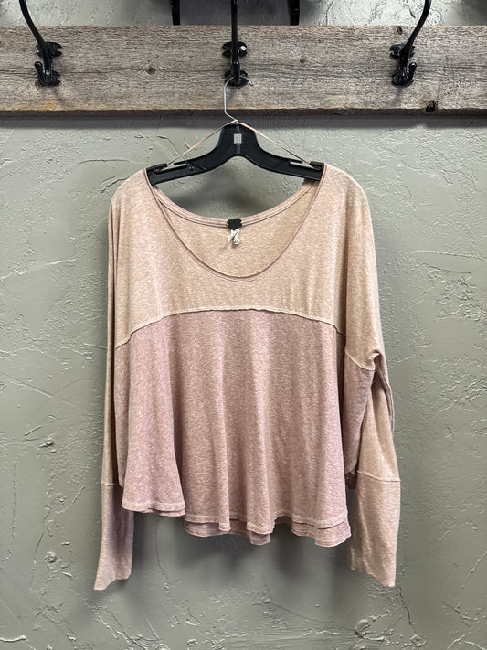 WE THE FREE SCOOP NECK TOP