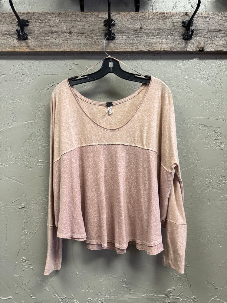 WE THE FREE SCOOP NECK TOP