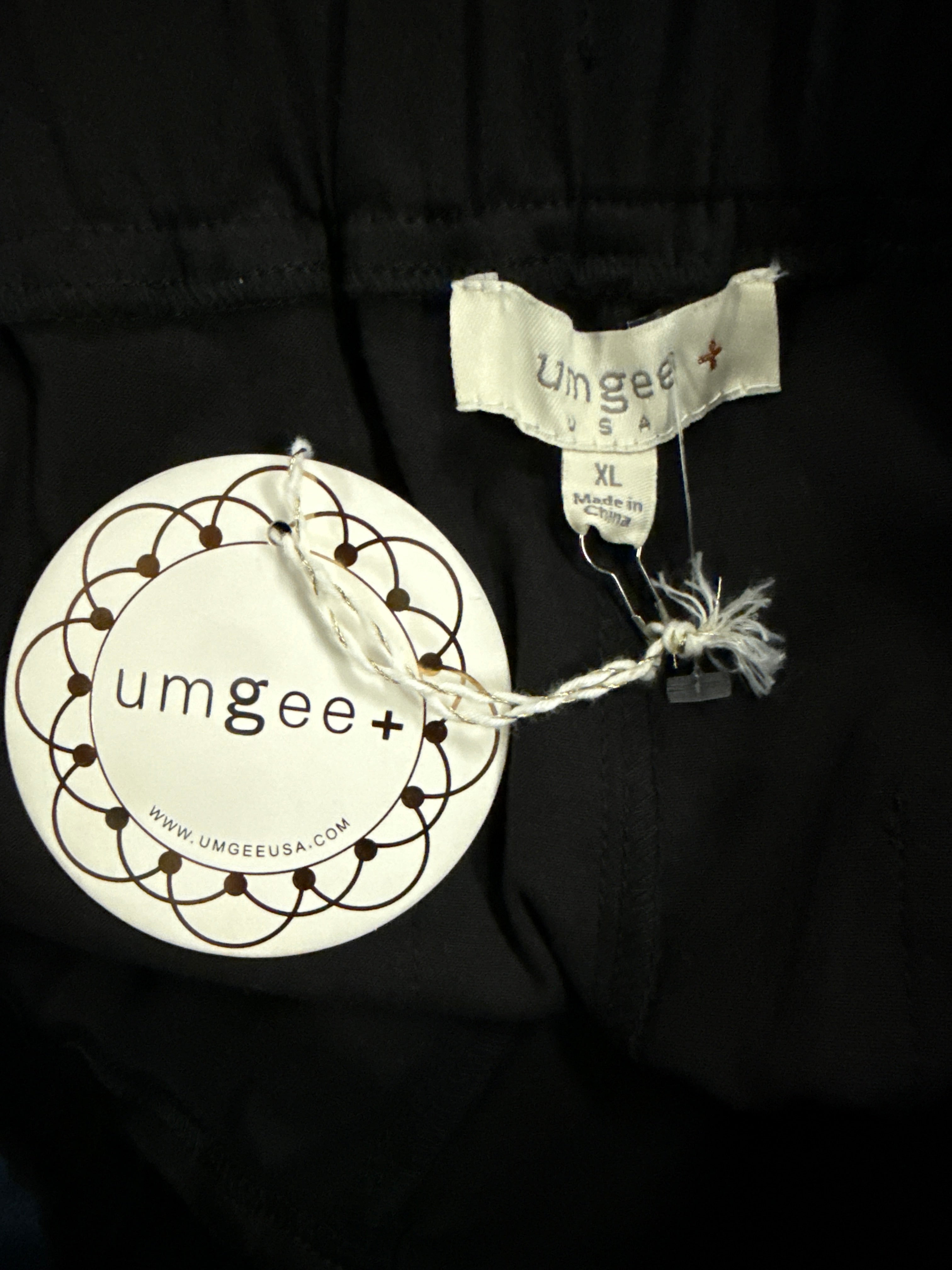 NWT UMGEE FLARE PANT