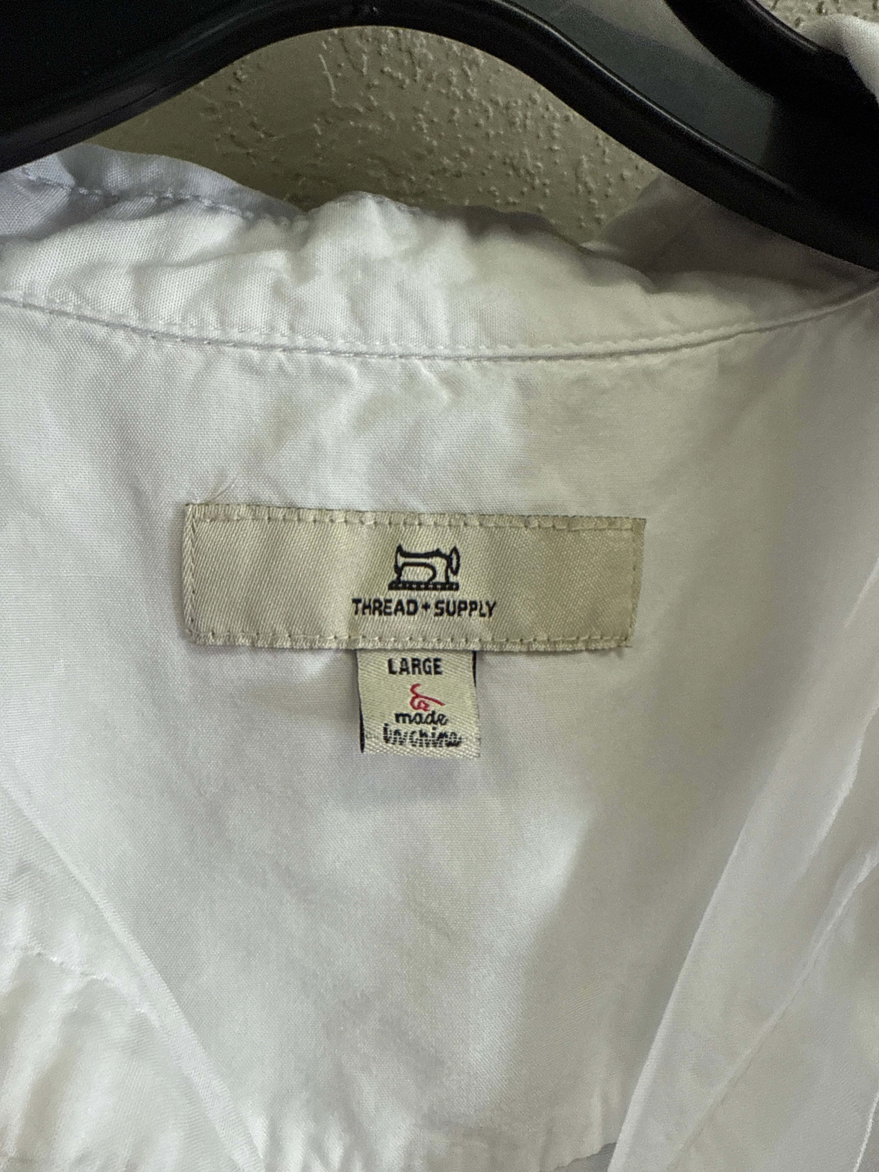 THREAD + SUPPLY WHITE BUTTON UP