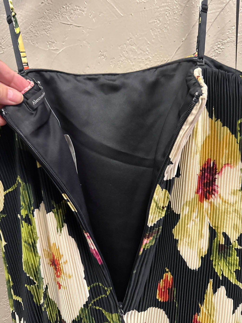 NWT Abercrombie Pleated Dress (org$100)
