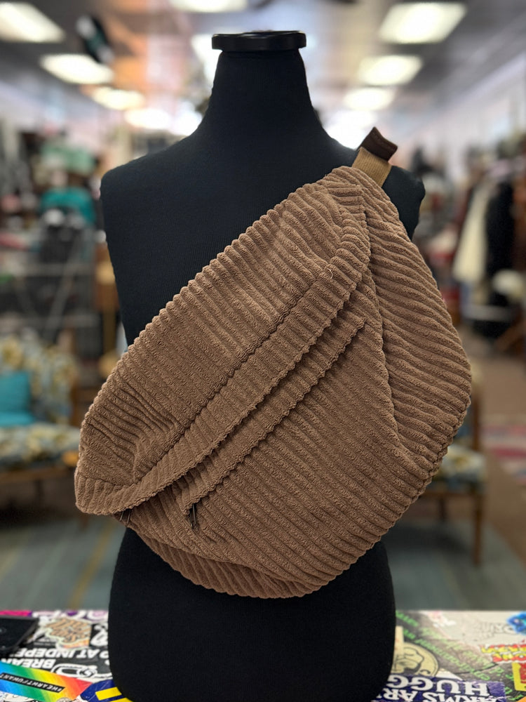 CORDUROY CHEST PACK