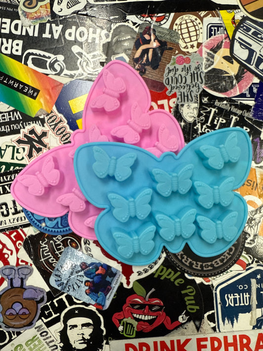 NIB BUTTERFLY MOLDS 2PK