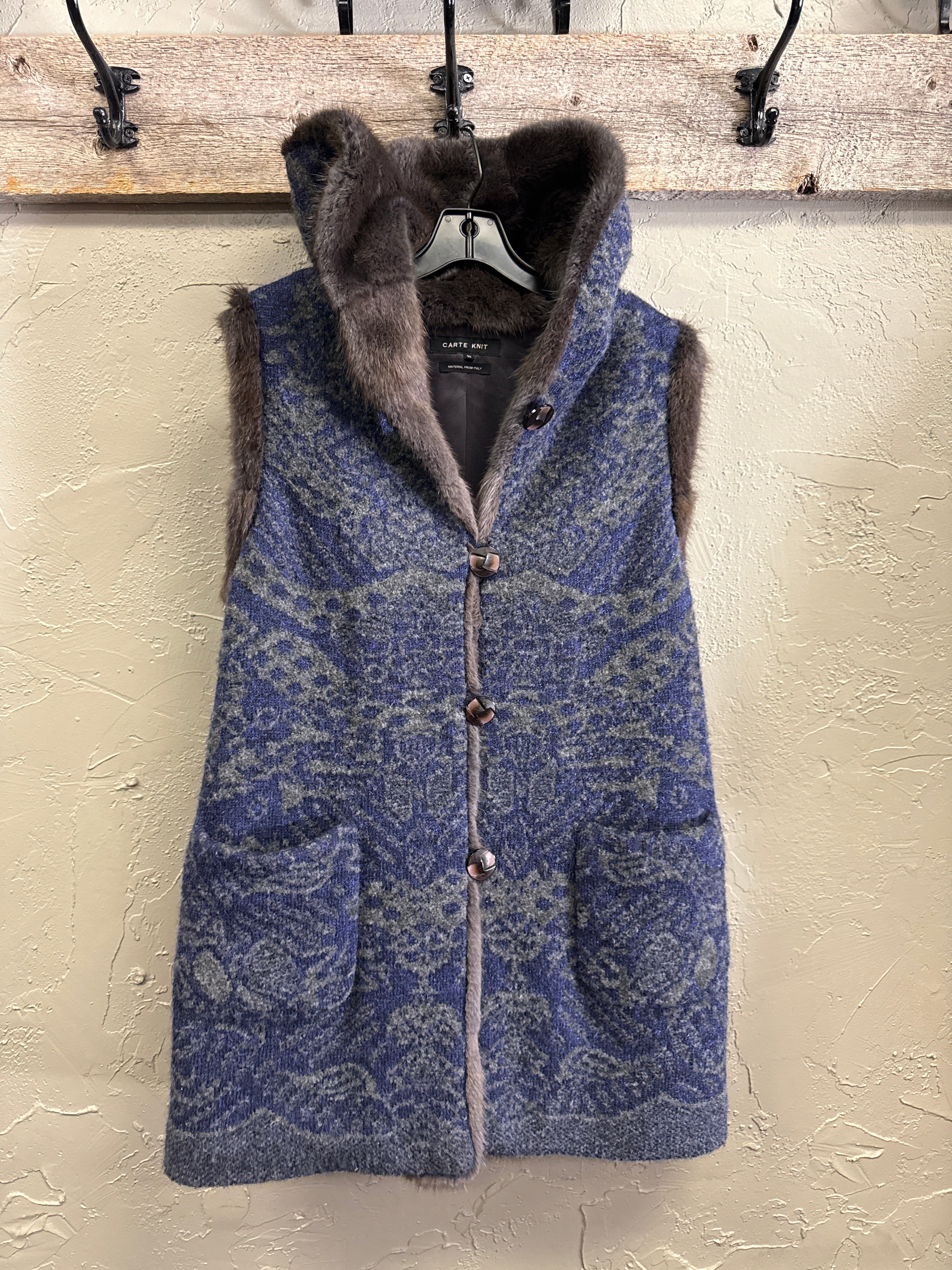 CARTE KNIT FUR HOODED VEST