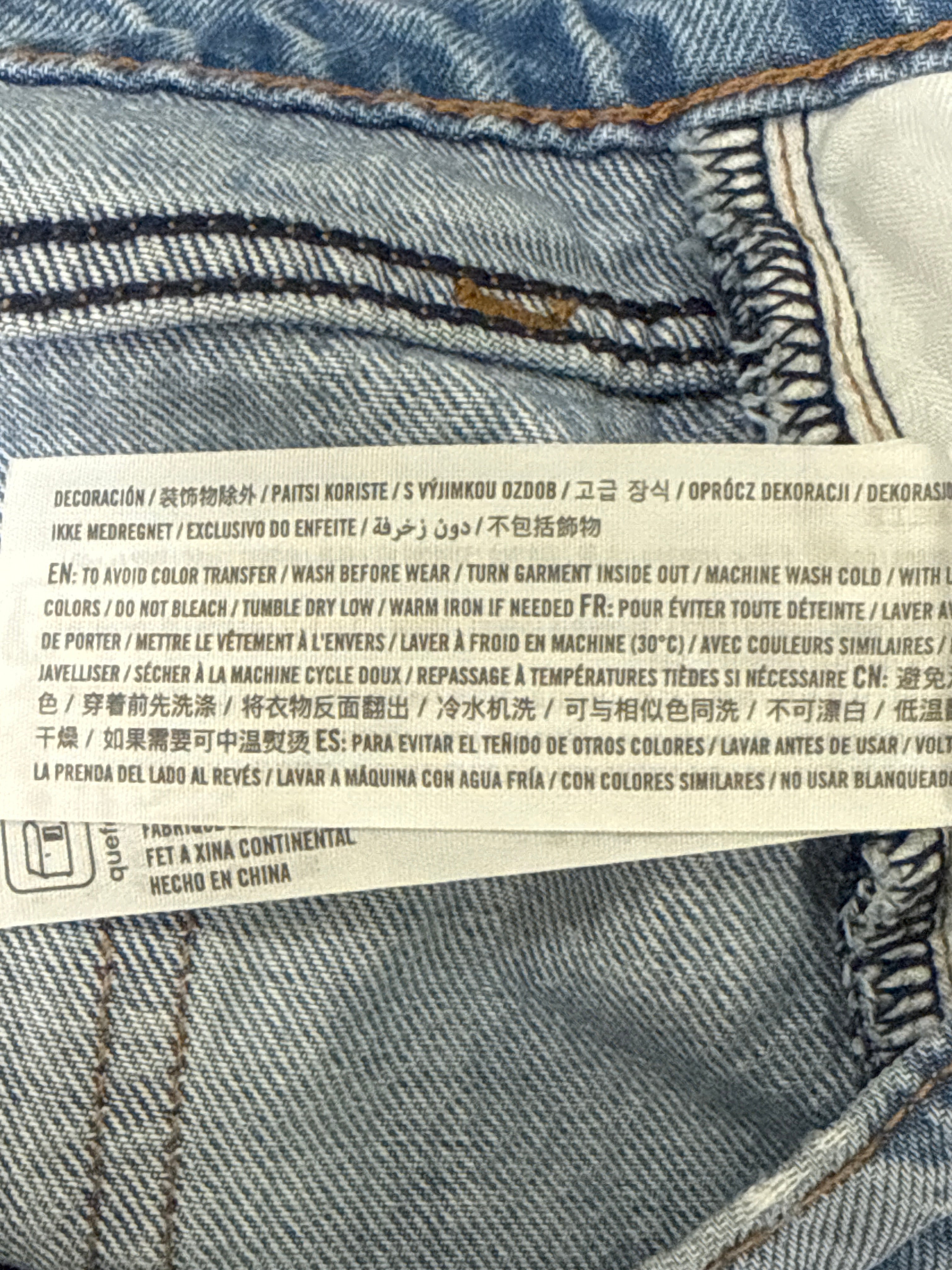 ABERCROMBIE HIGH RISE DENIM SKIRT