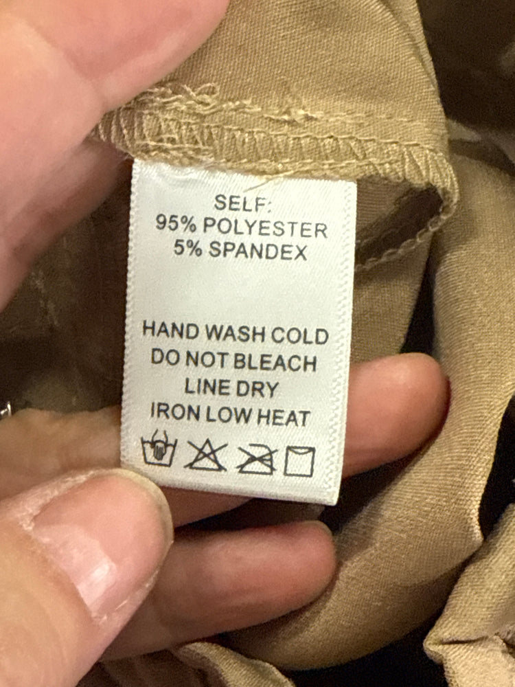 NWT EE:SOME ELASTIC WAIST TROUSERS