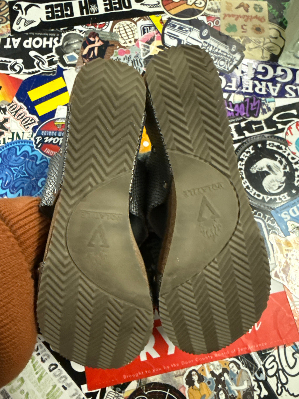 VOLATILE WEDGE SANDAL