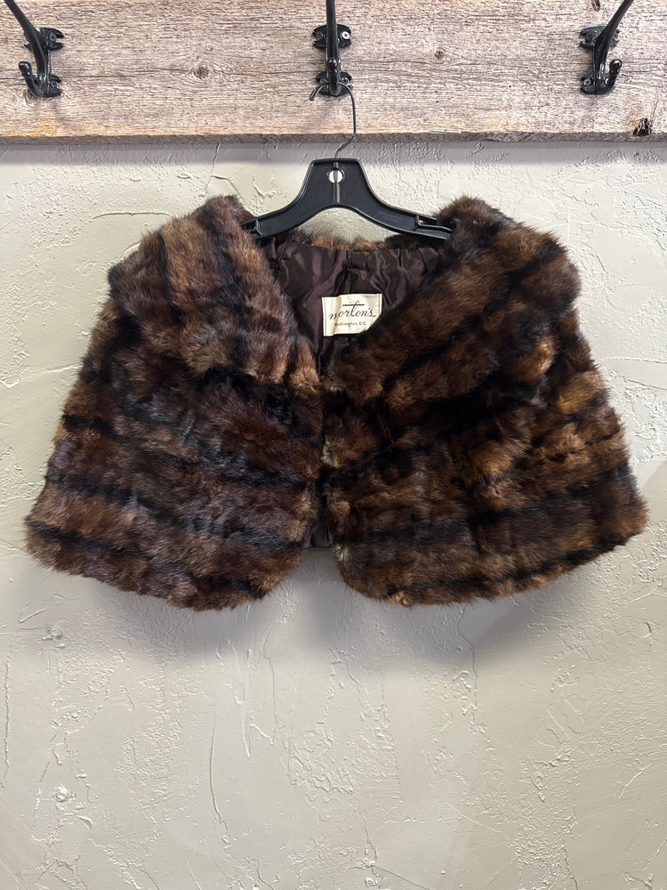 VTG MORTONS FUR CAPELET