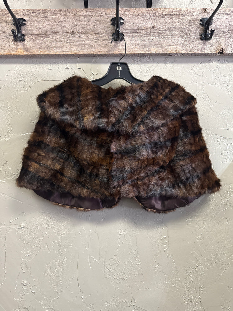 VTG MORTONS FUR CAPELET