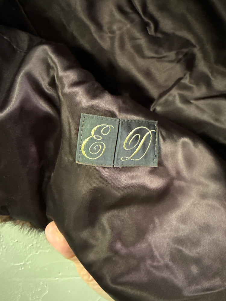 VTG MORTONS FUR CAPELET