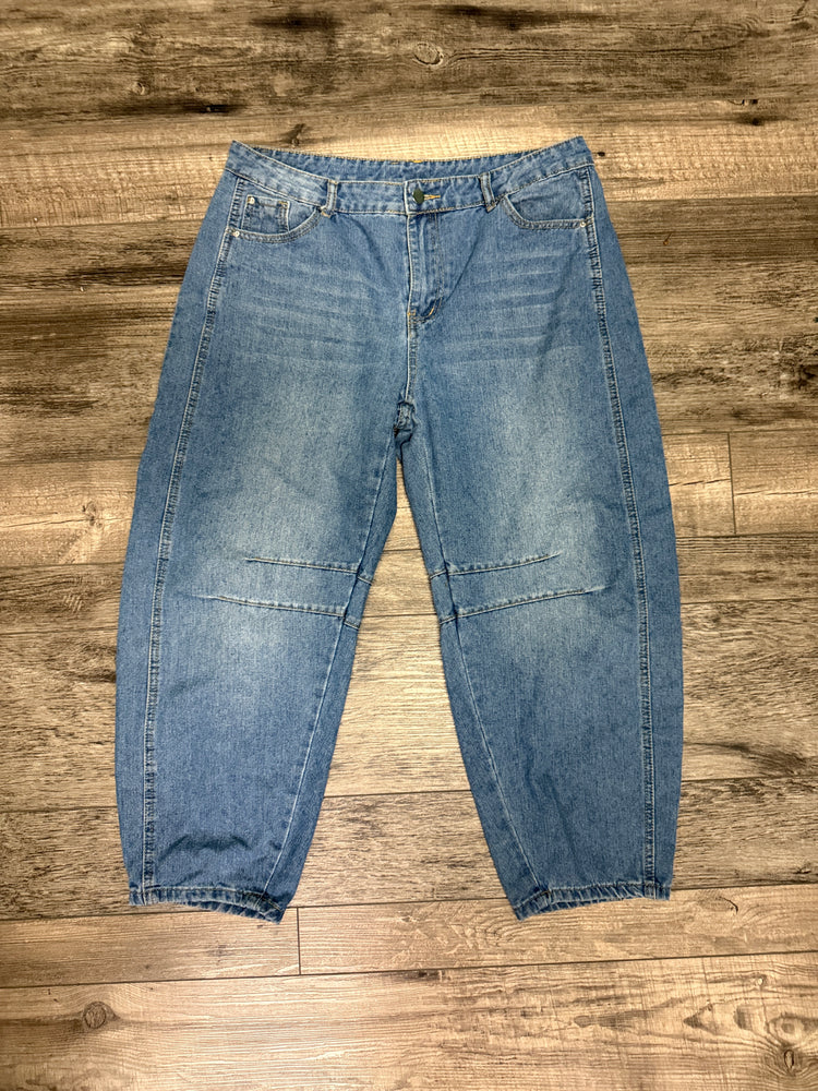 BARREL JEANS