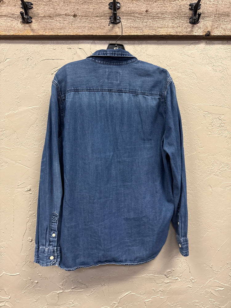 AMERICAN EAGLE CHAMBRAY SHIRT