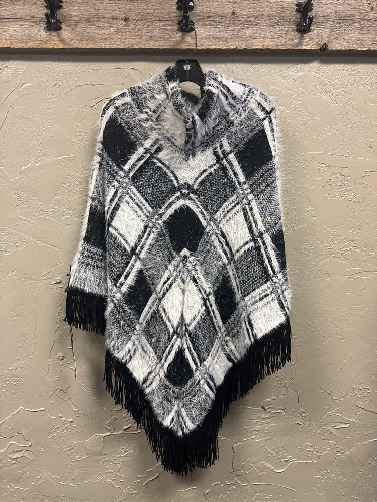 NWT LOVE TOKEN PONCHO