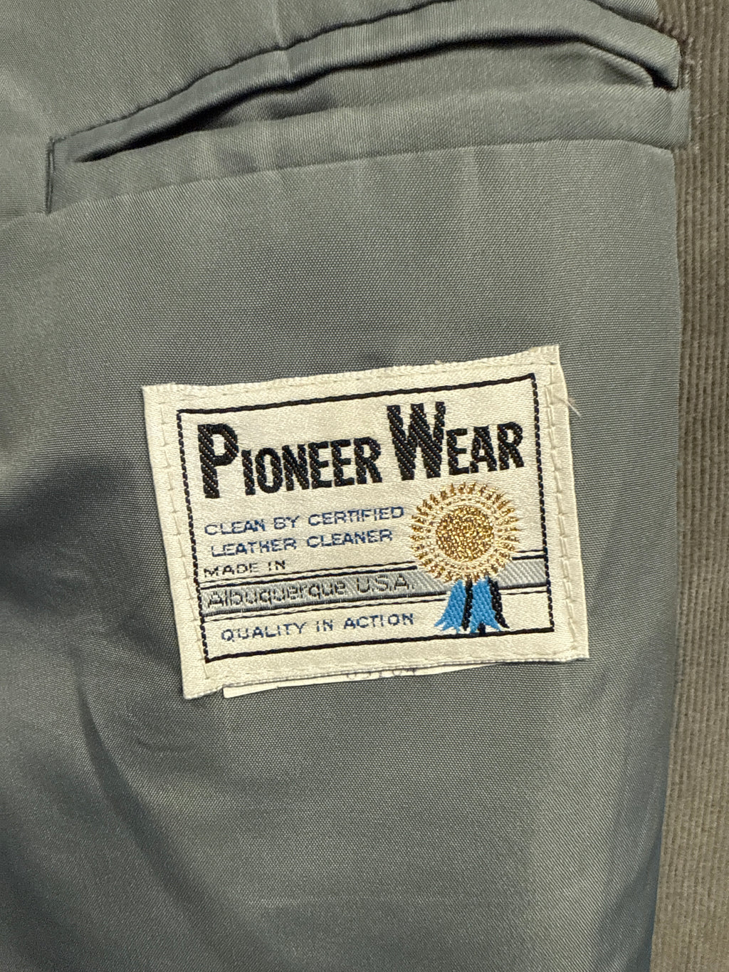 VTG PIONEER WEAR WESTERN BLAZER