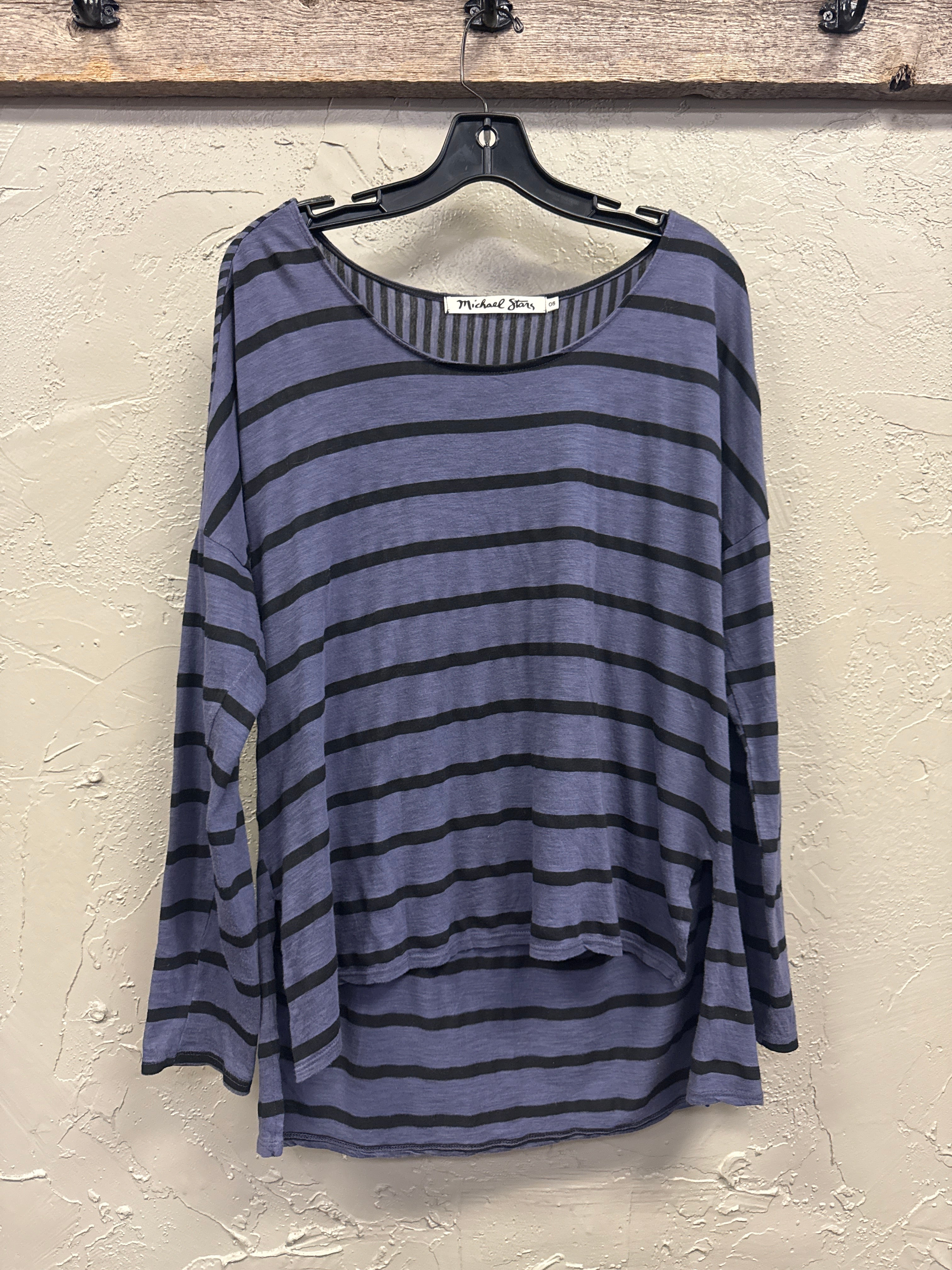 MICHAEL STARS SCOOP NECK TEE