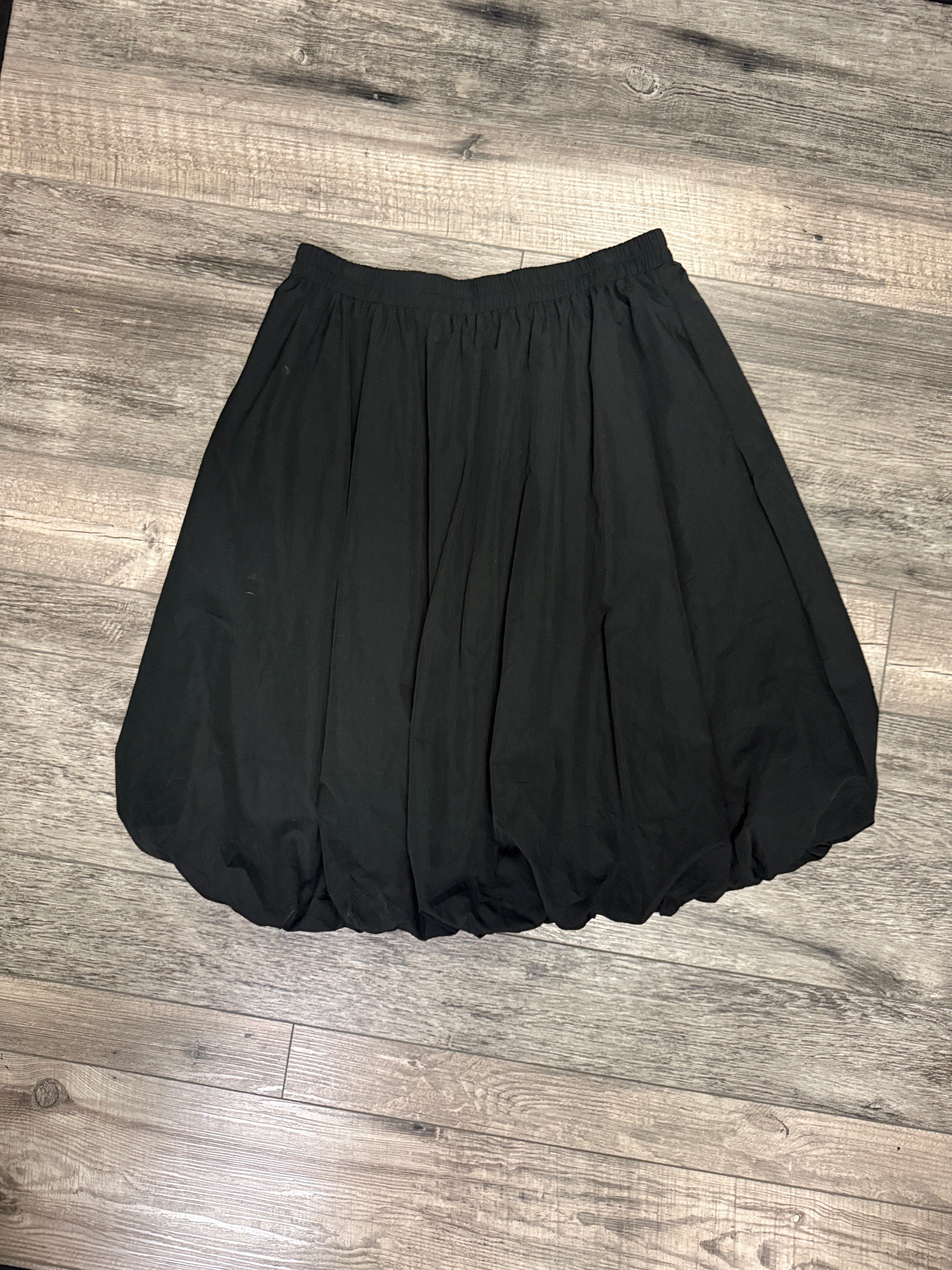 NWT LYRUR BUBBLE SKIRT