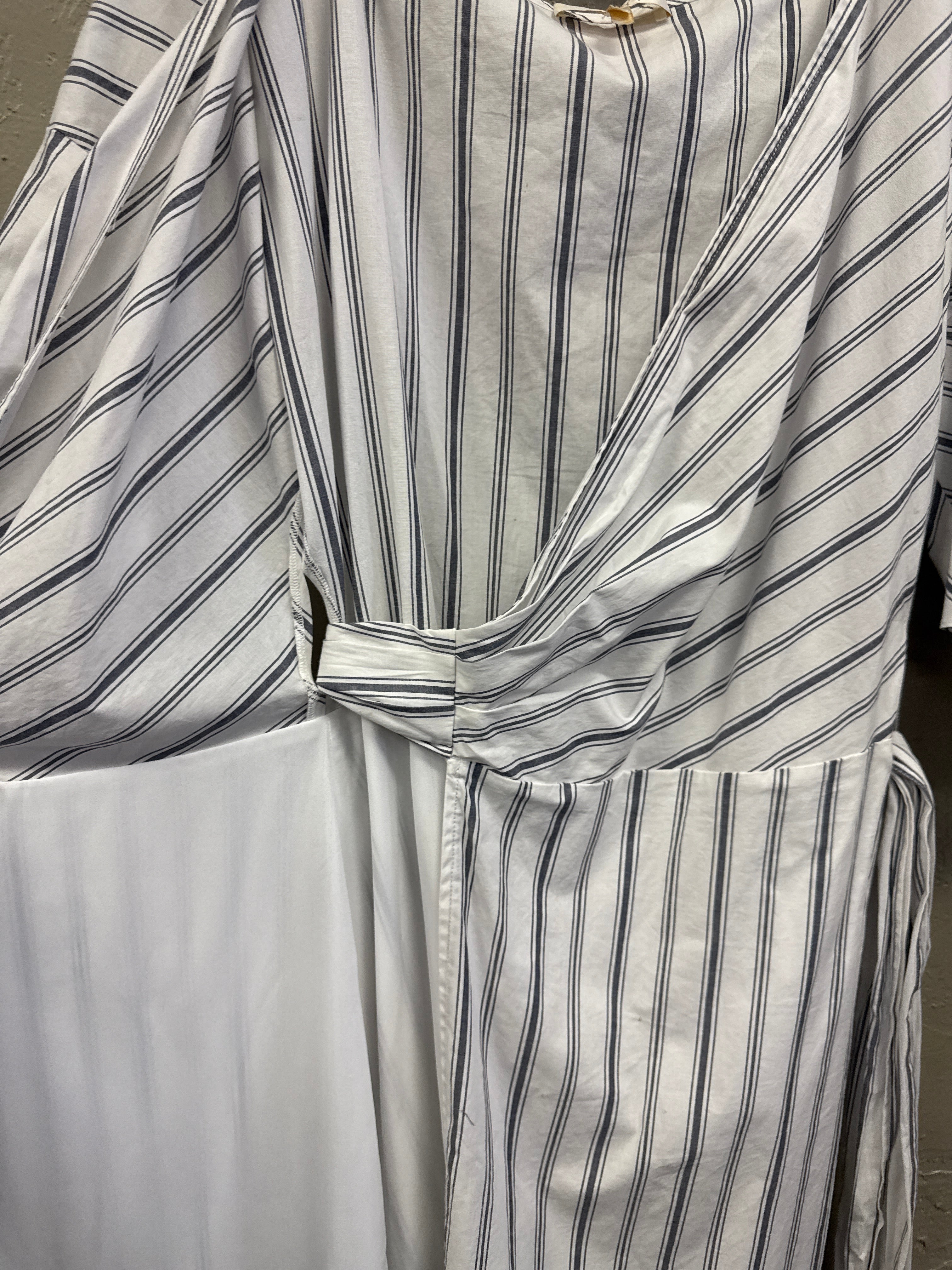 WAYF WRAP DRESS (org$100)